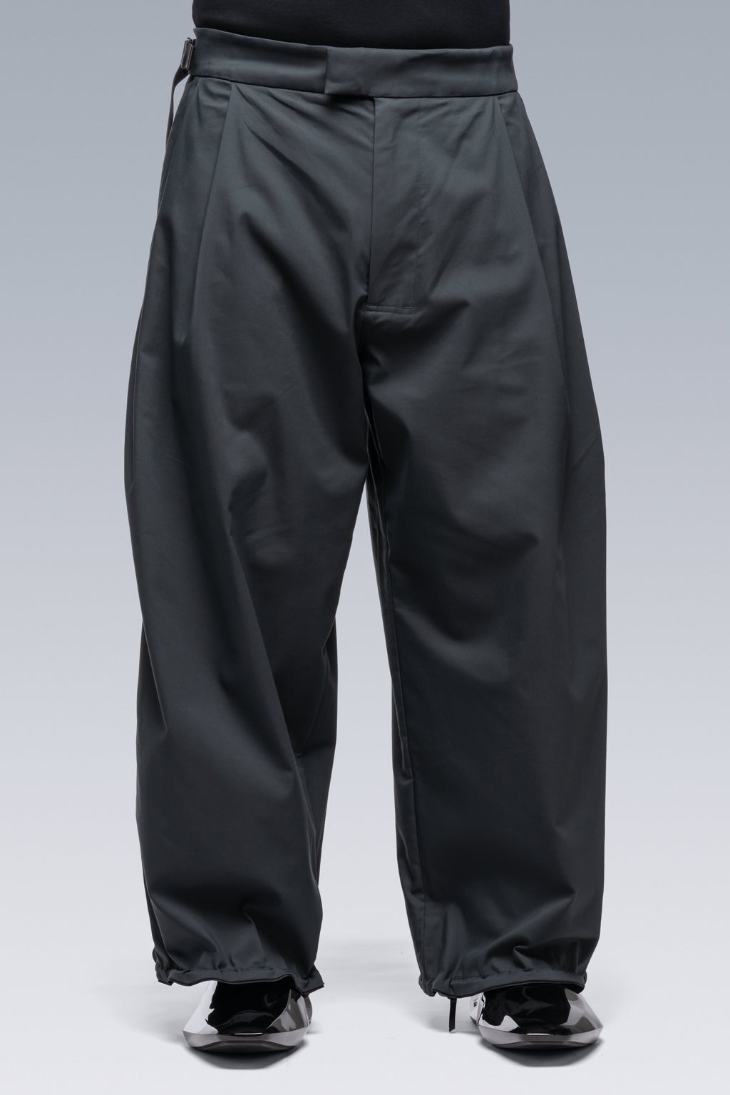 P48-CH Micro Twill Pleated Trouser - Schwarzgrün