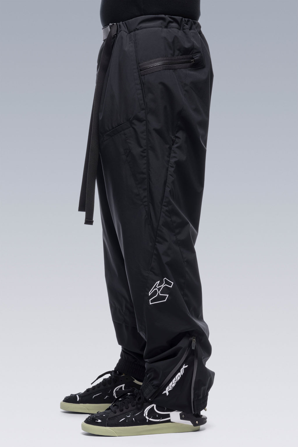 P53-WS 2L Gore-Tex® Windstopper® Insulated Vent Pants - Black