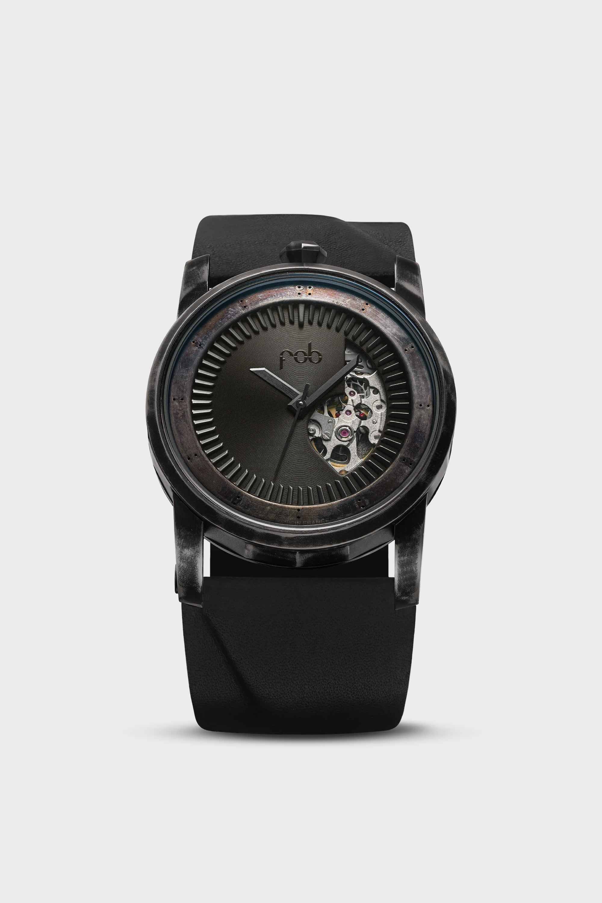 R413 SOLID TORCH / BLACK LEATHER