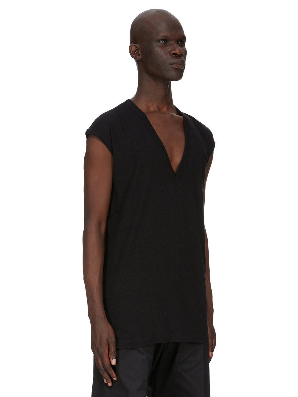 DEEP V SL T BLACK