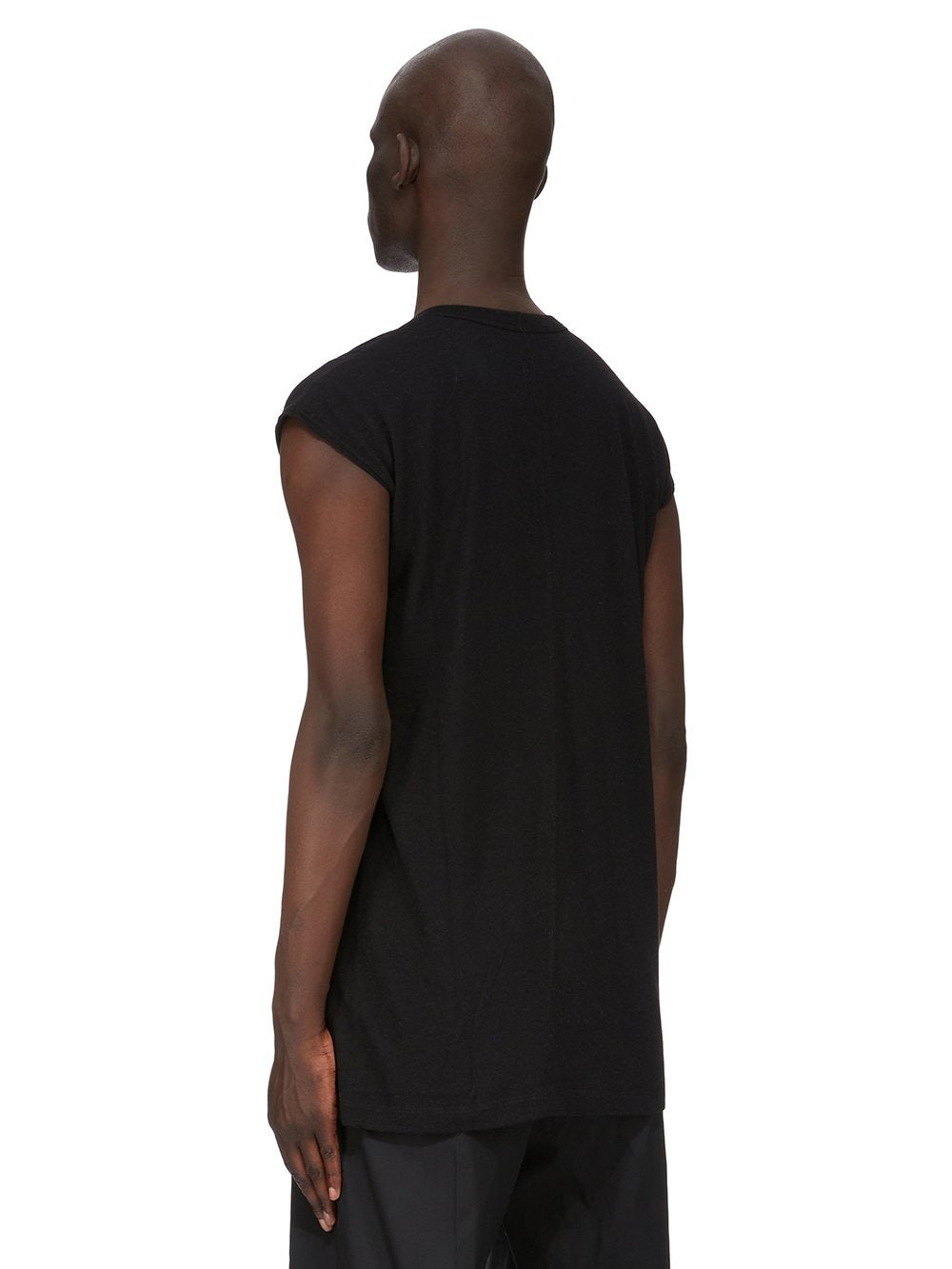 DEEP V SL T BLACK