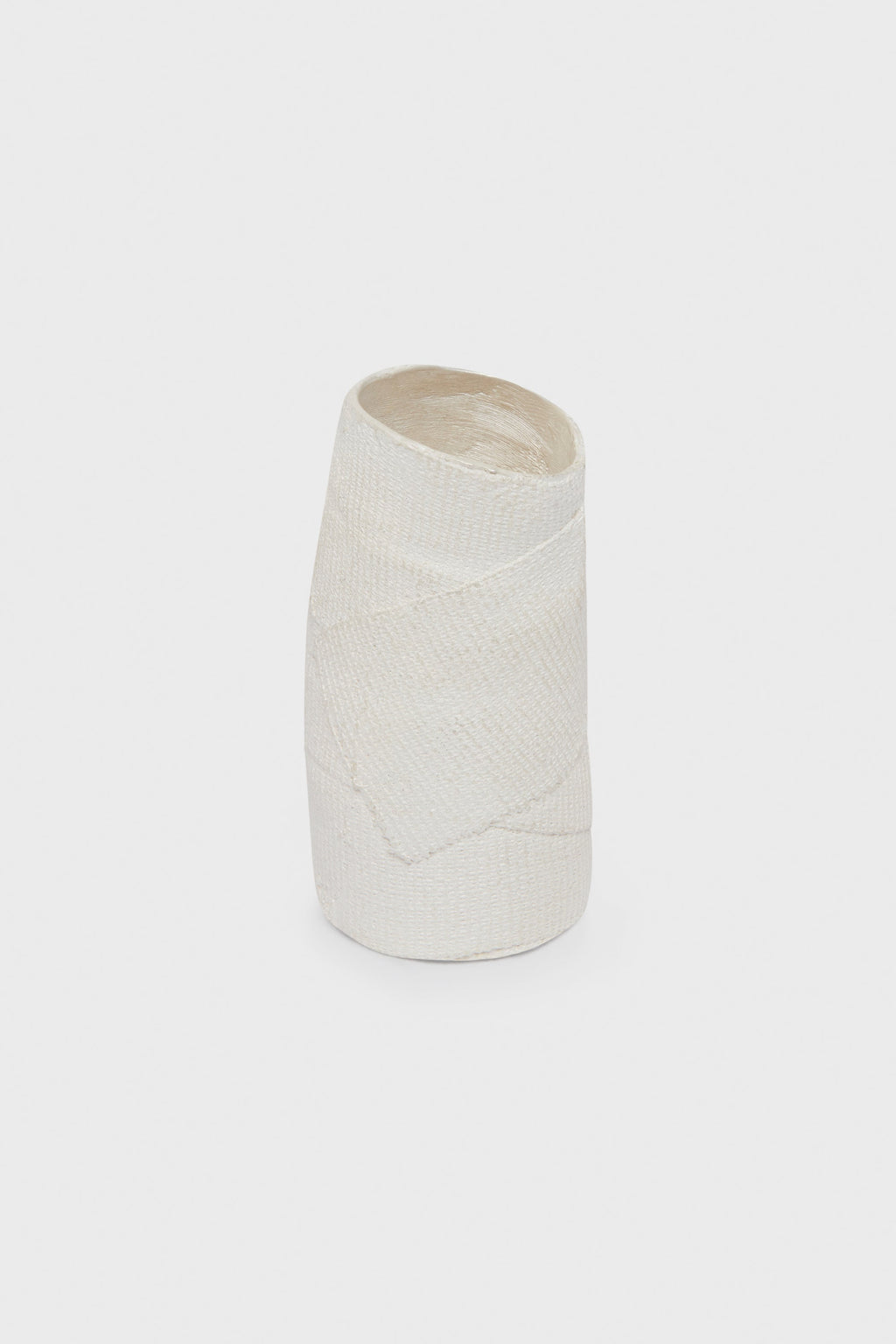 VTGR01 WHITE BANDAGE RING