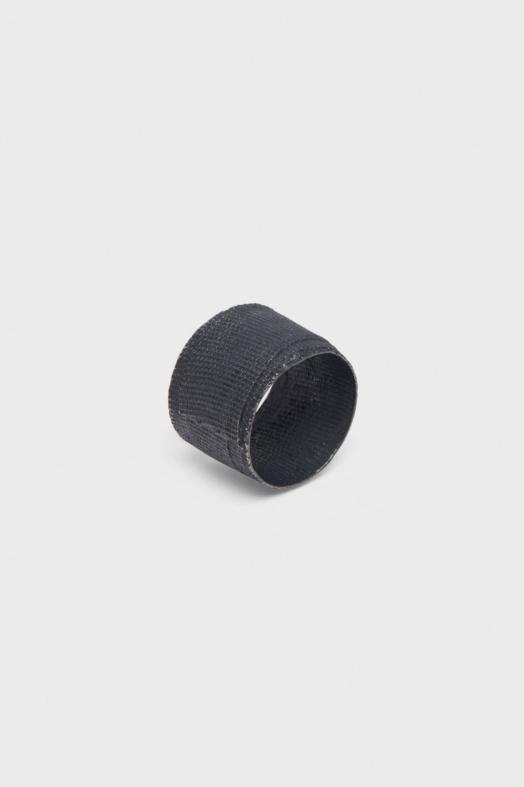 VTGR03 BLACK BANDAGE RING
