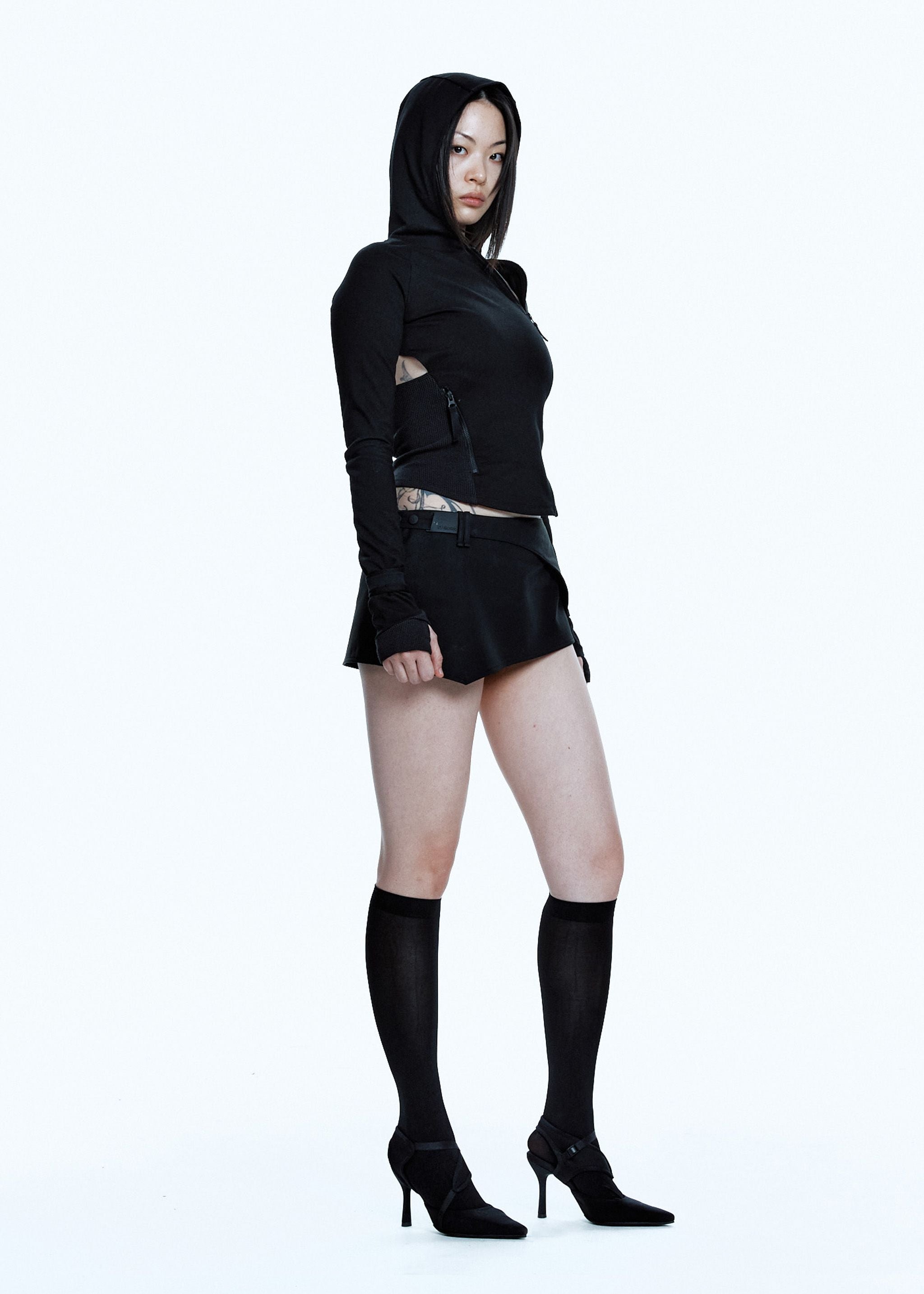 HOODED ASYMMETRIC ZIP TOP BLACK