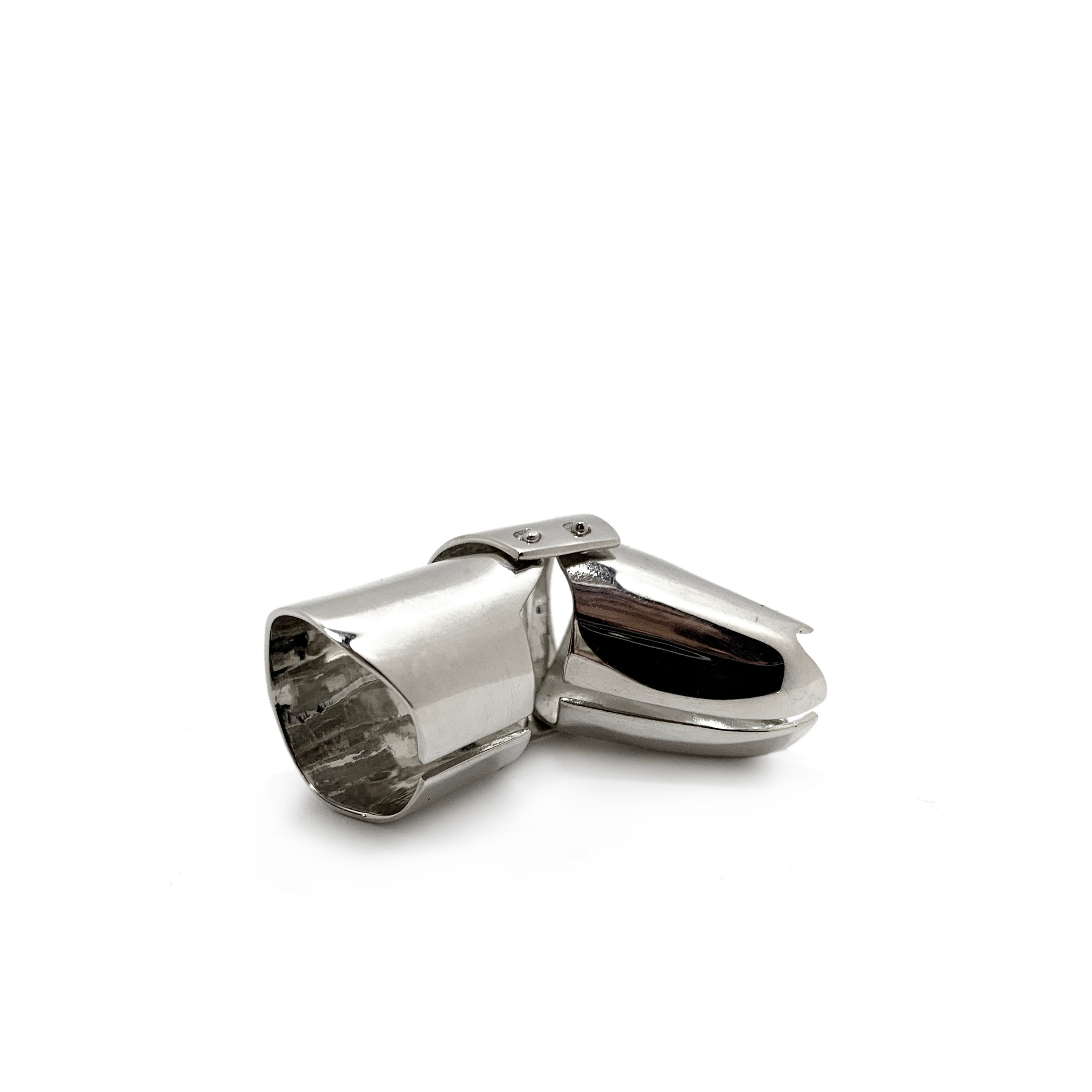 FINGERTIP WITH JOINT RING WITHOUT NAIL