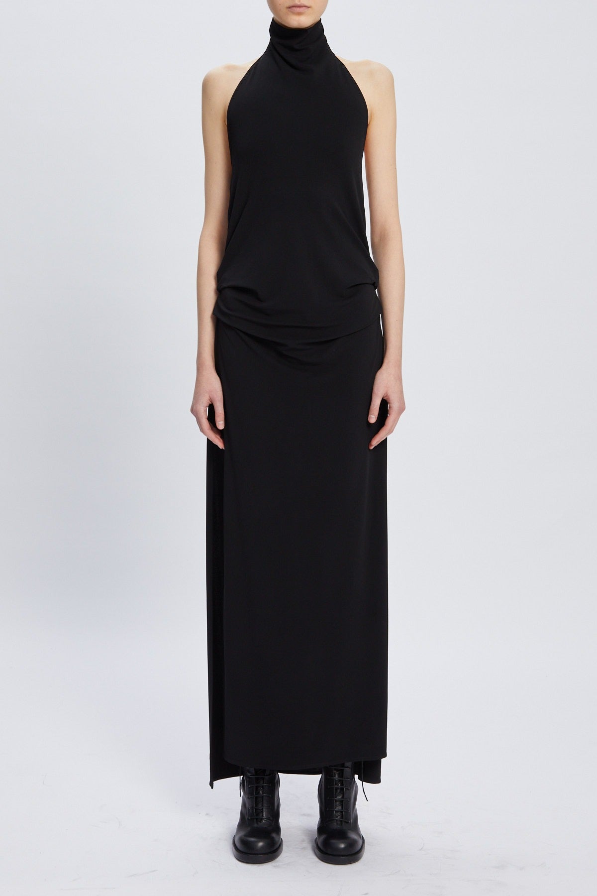 RUT HIGHNECK OPEN BACK MAXI DRESS BLACK
