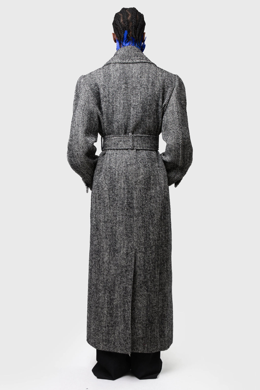 STRUCTURED RAGLAN COAT BLACK WHITE