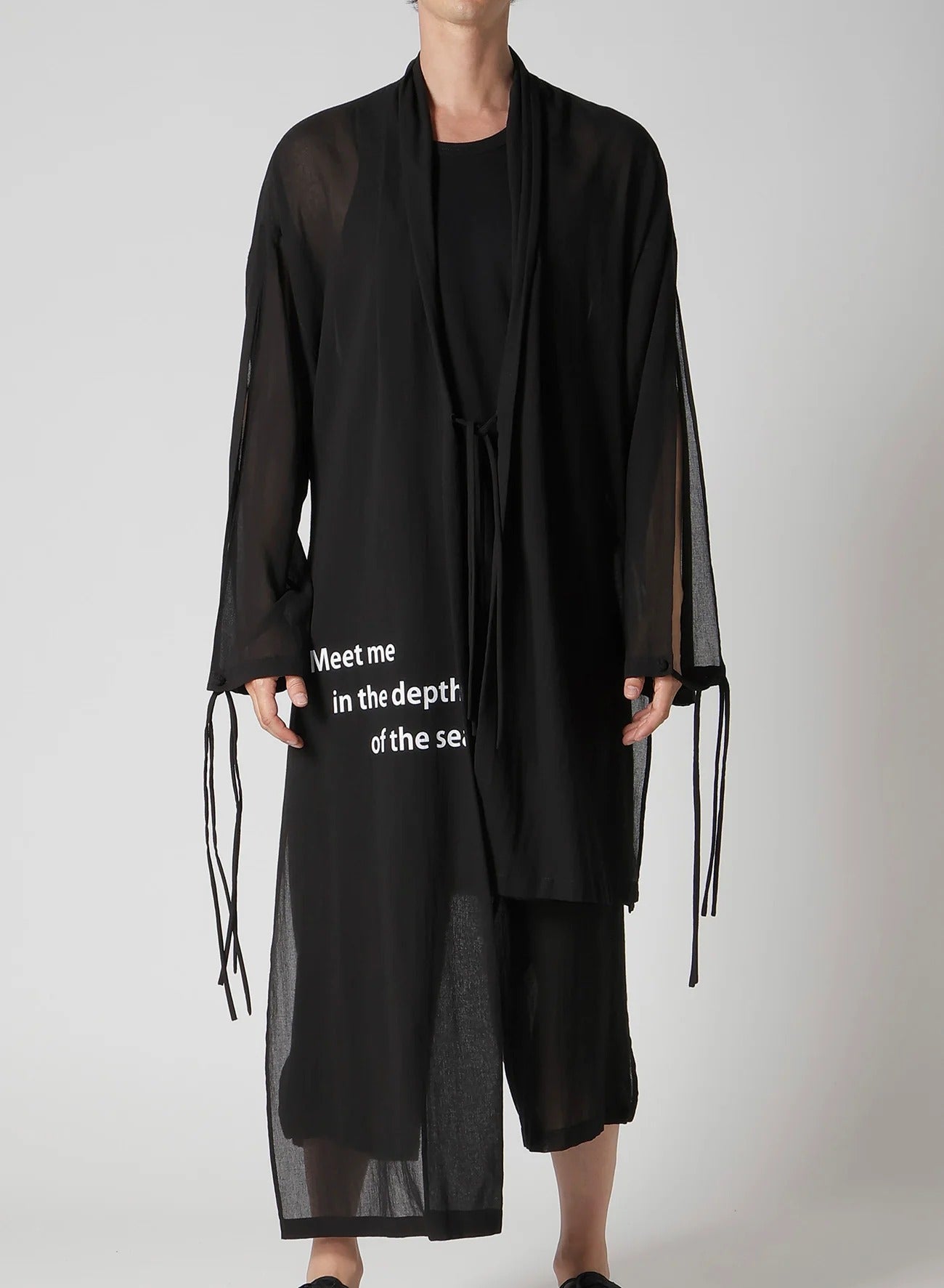 MESSAGE SCARF J