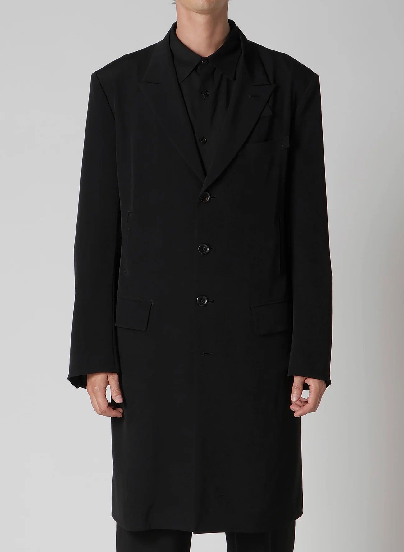 4 BUTTUN LONG SUIT