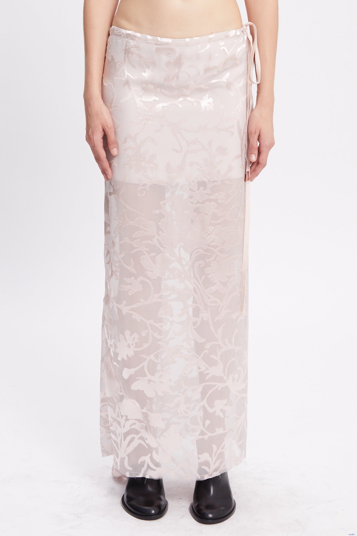 EVELINE LONG BIAS SKIRT DÉVORÉ RAMAGE SATIN PALE ROSE