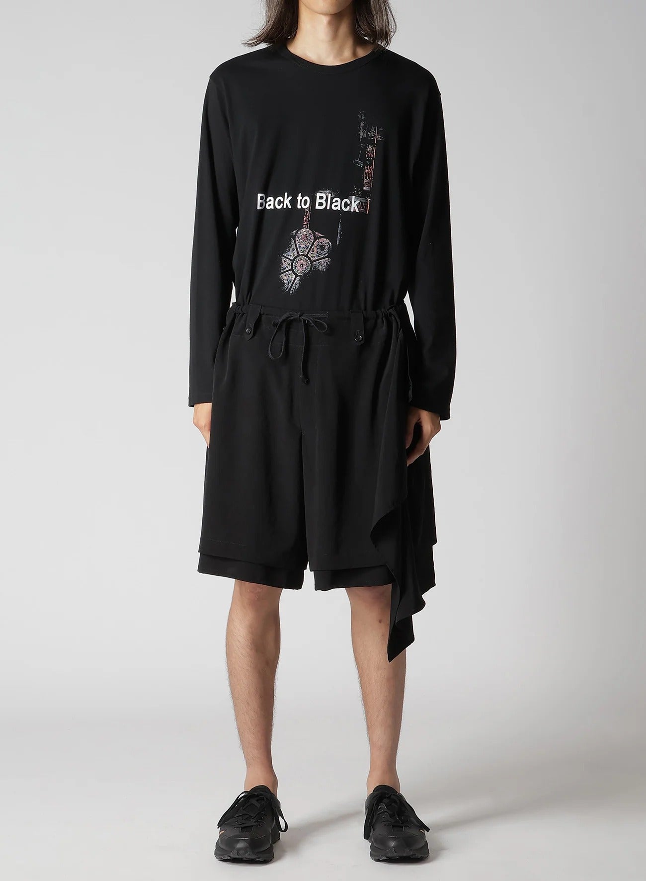 DRAPE PANEL ATTACHED SHORT PANTS