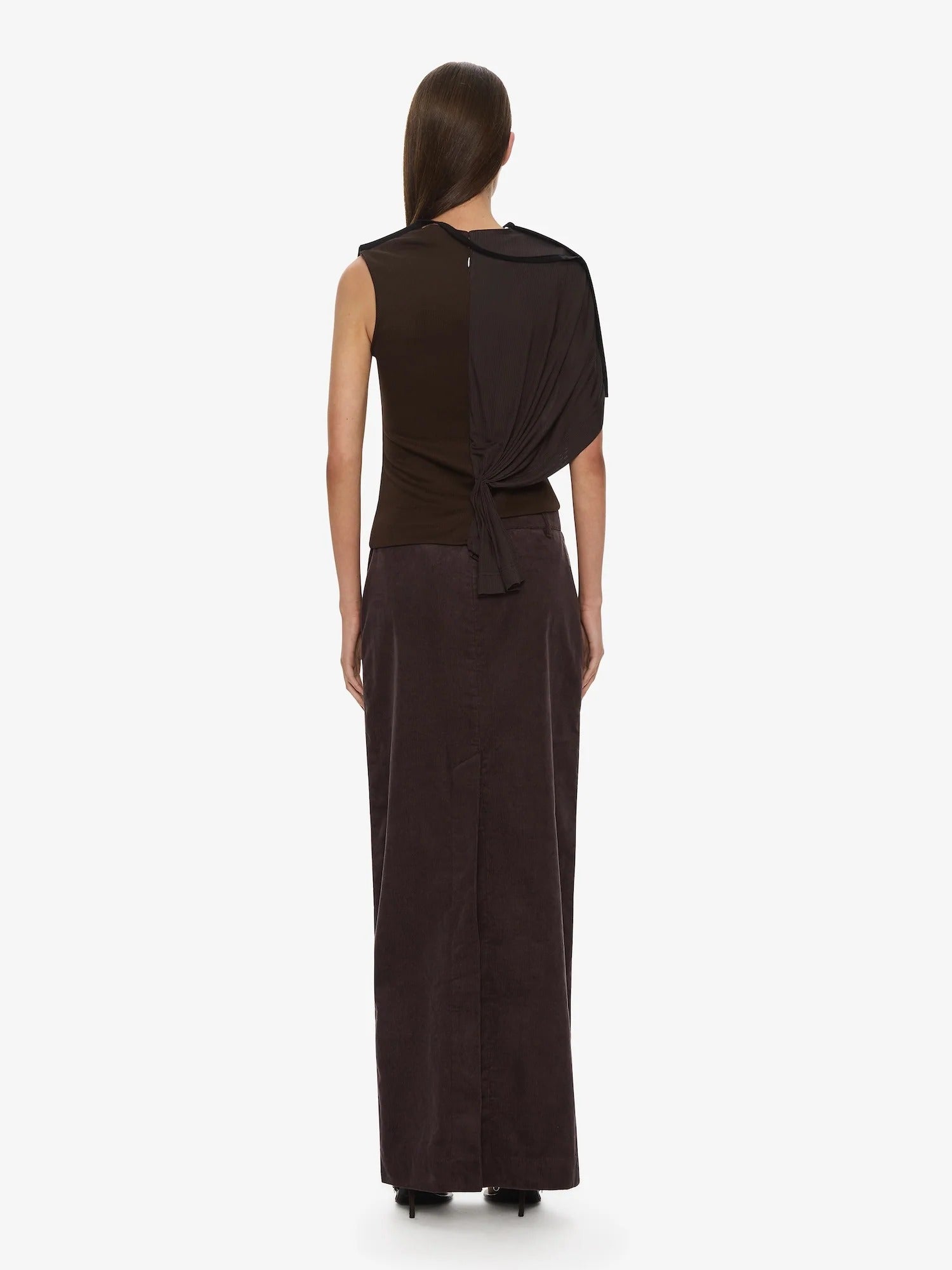 OUTLINE COLLISION TOP