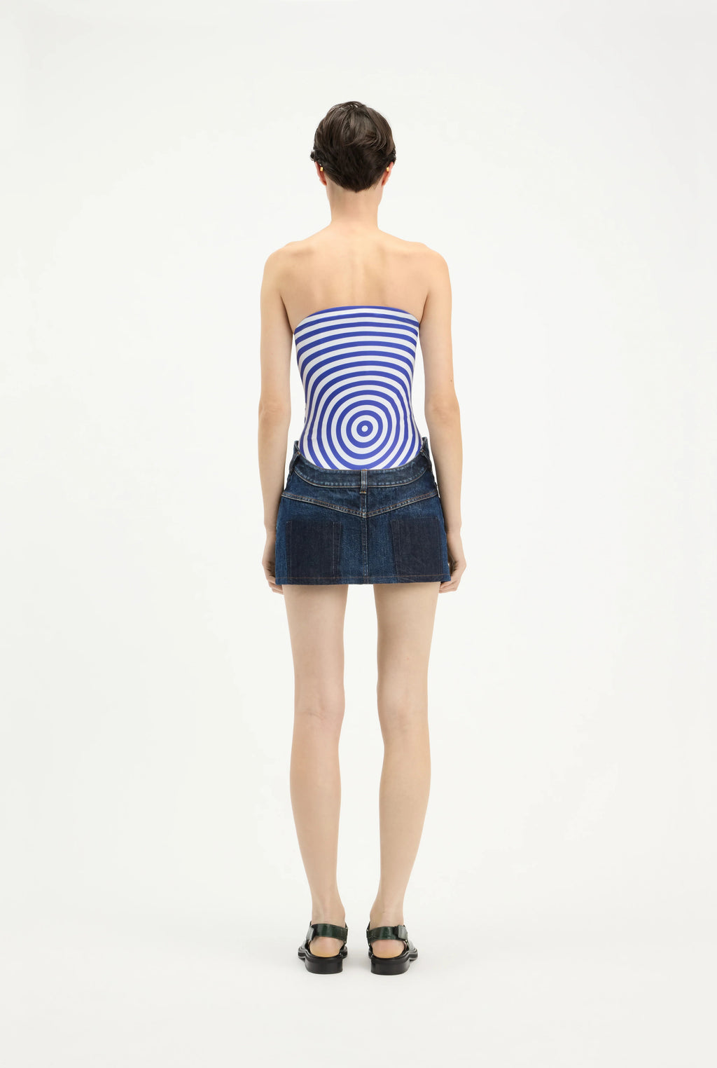 MINI SKIRT WITH CURVY WAISTBAND