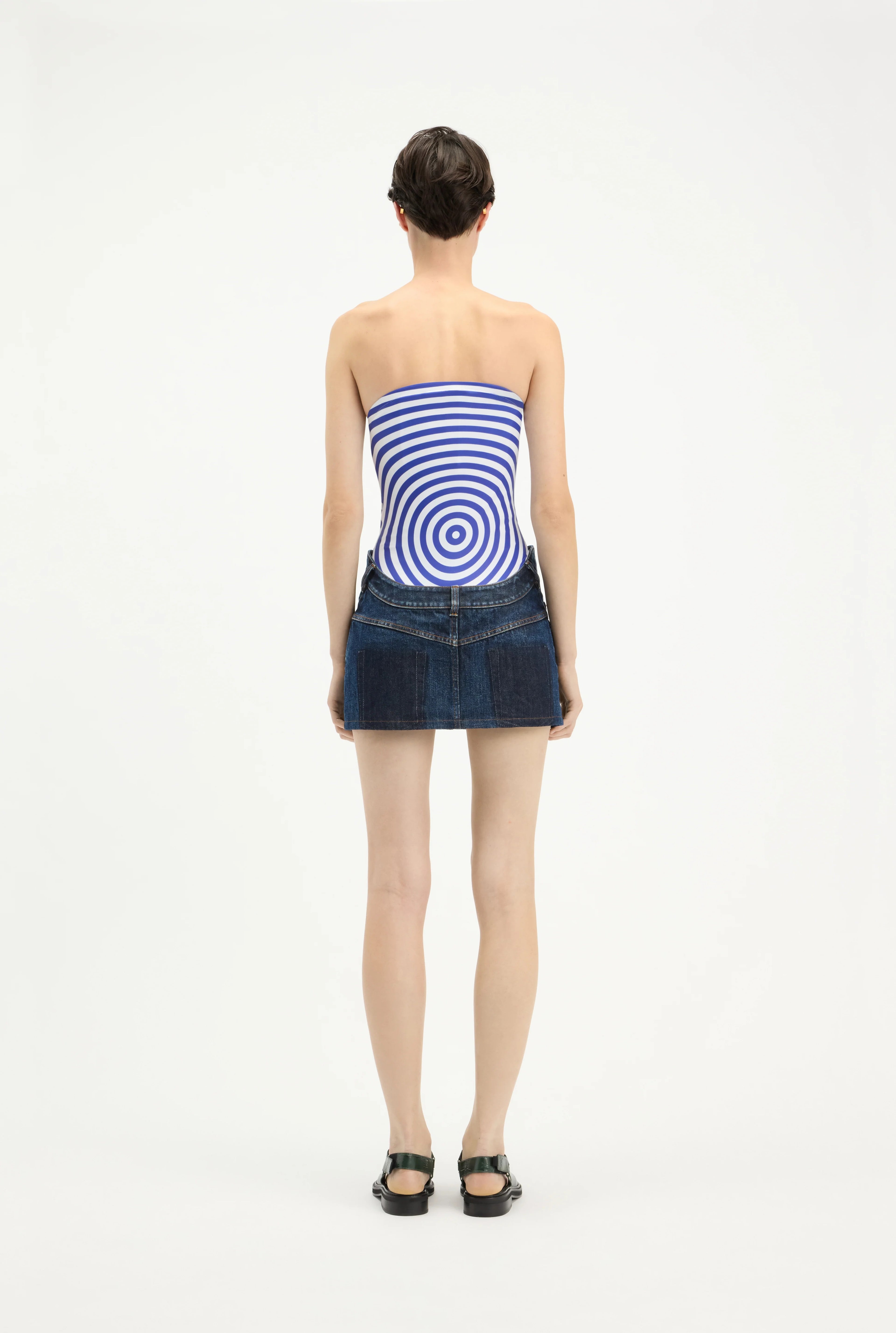 MINI SKIRT WITH CURVY WAISTBAND
