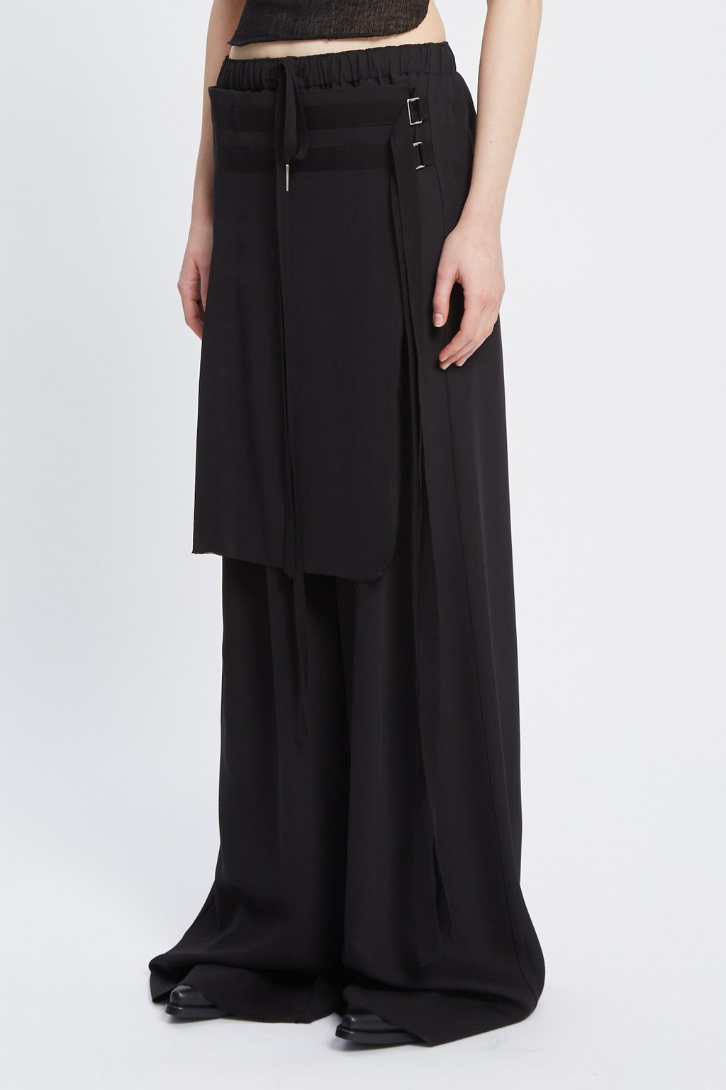 MARKE COMFORT LOUNGE PANTS WITH BELTED APRON BLACK