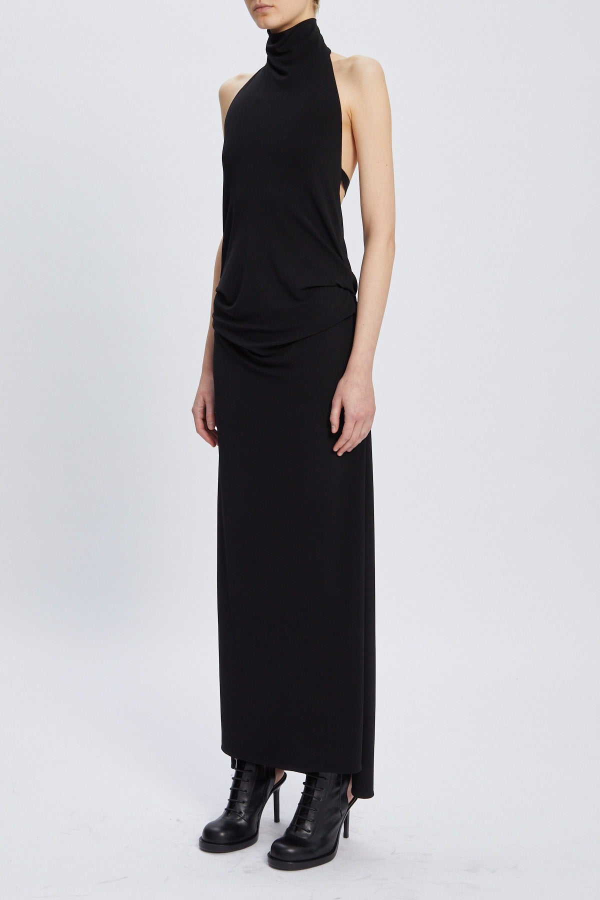 RUT HIGHNECK OPEN BACK MAXI DRESS BLACK