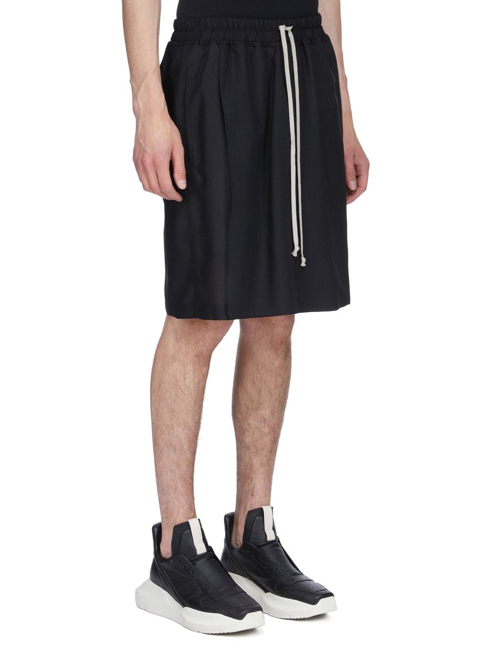 KILTSHORTS BLACK