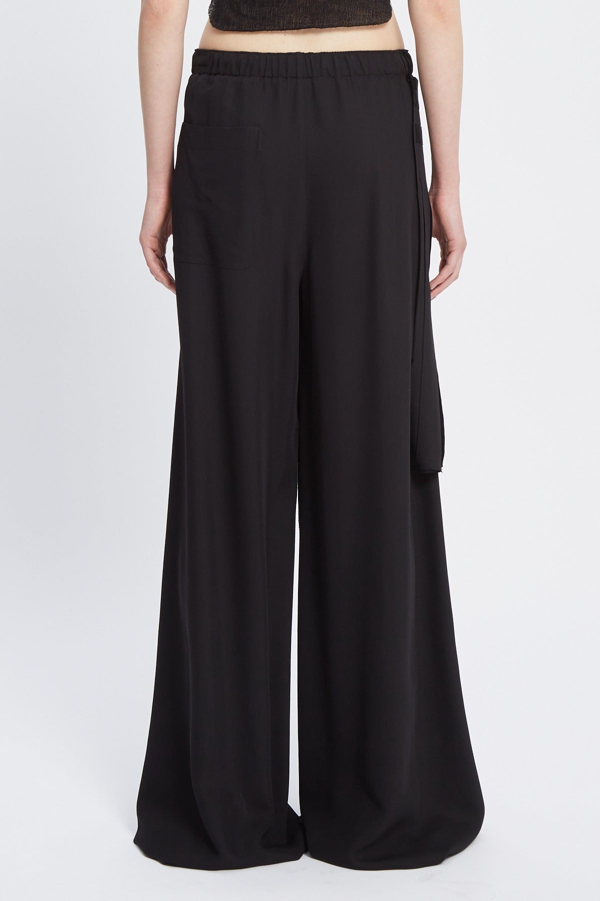 MARKE COMFORT LOUNGE PANTS WITH BELTED APRON BLACK