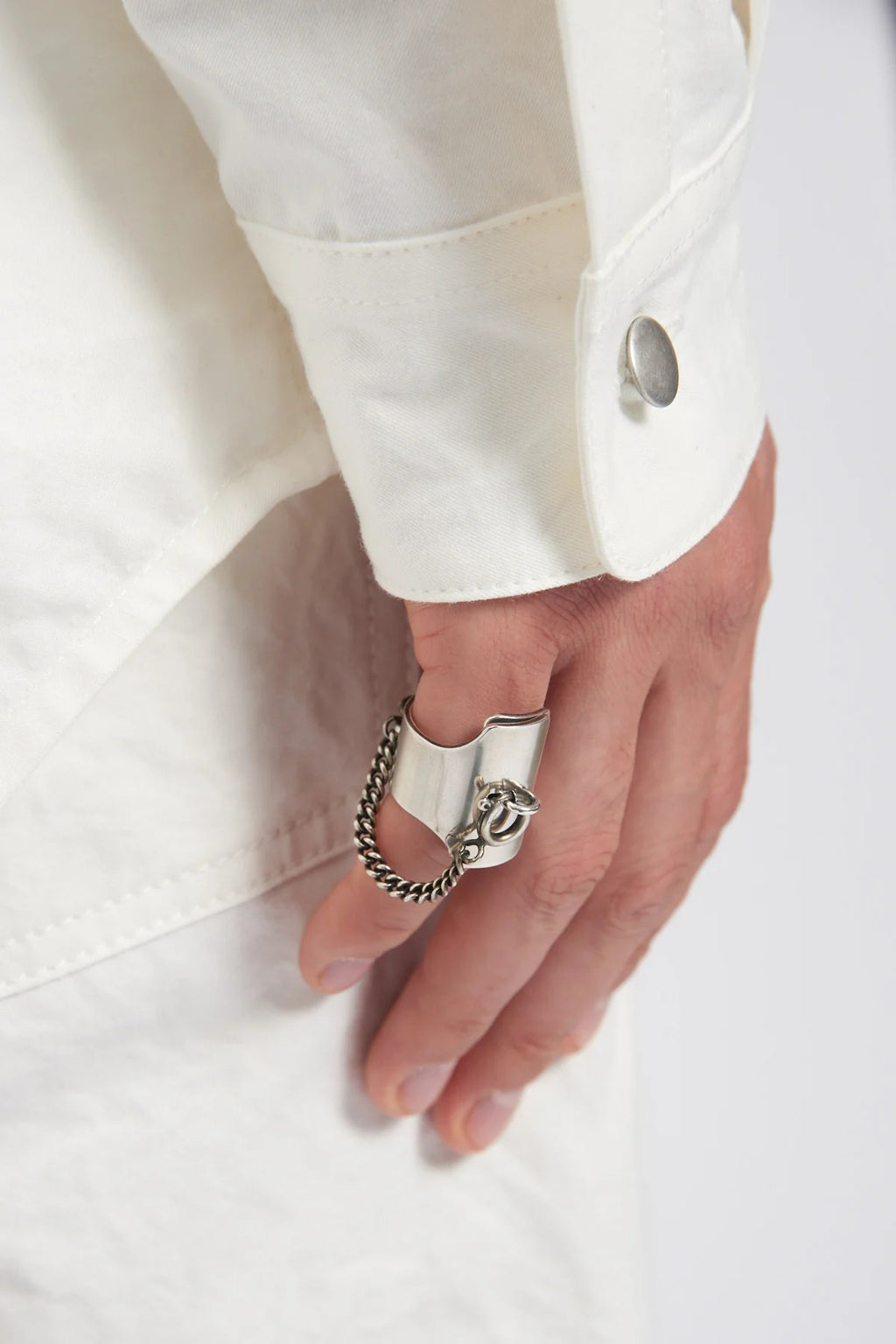 MARTINE LOCKRING ANTIQUE SILVER