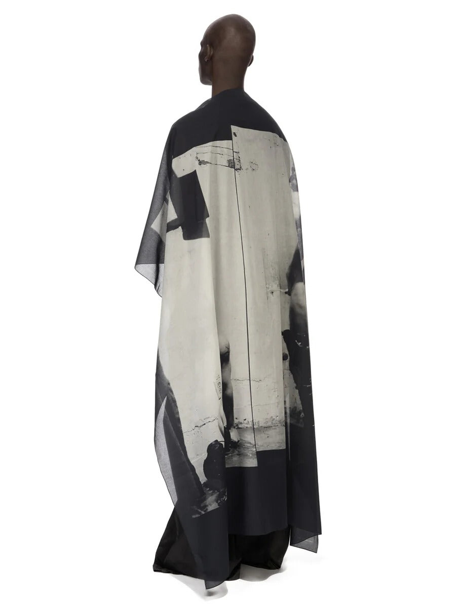 PISS FLAG 150X150 BLACK/MILK