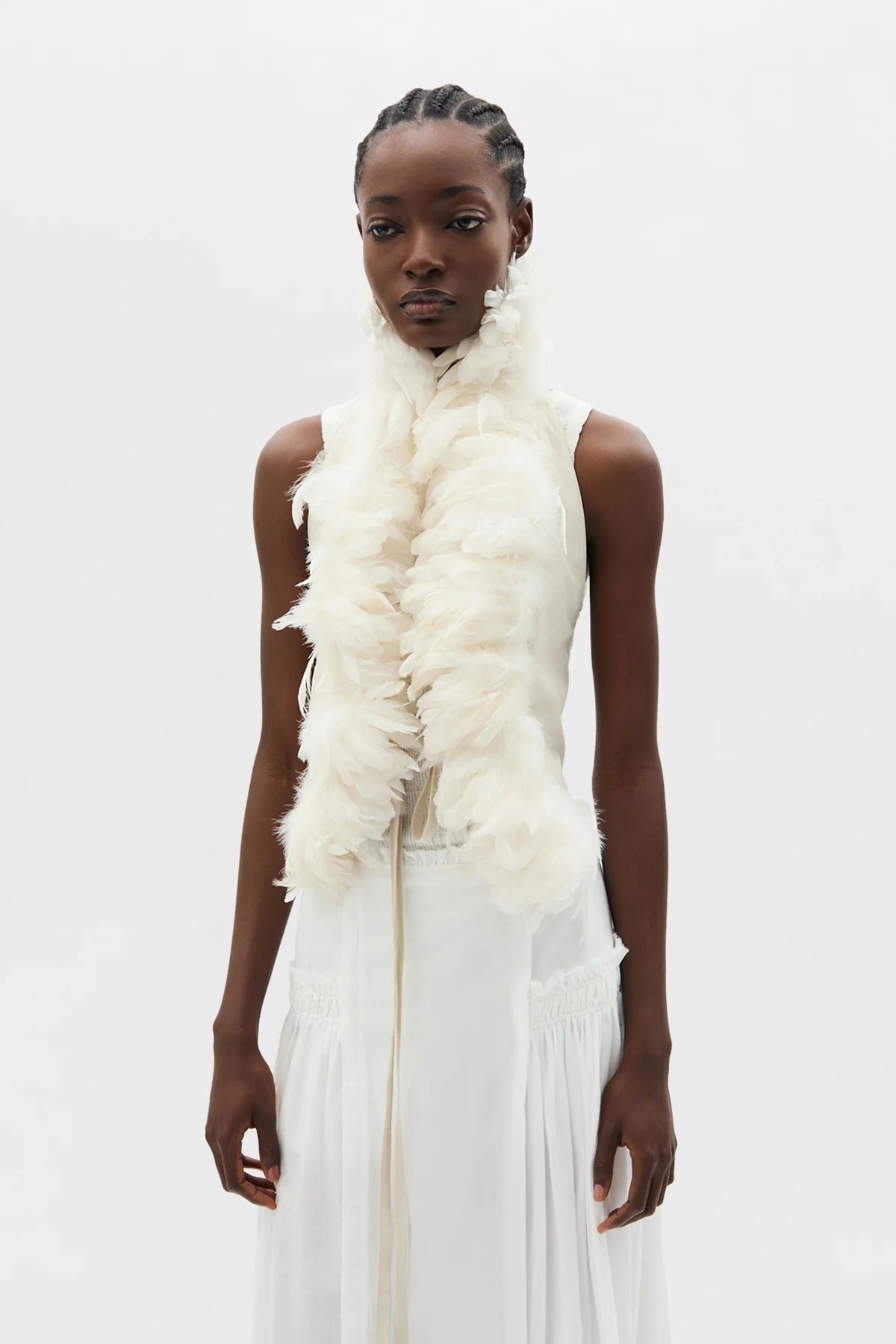 IDJE OPEN WAISTCOAT WITH FEATHERS OYSTER