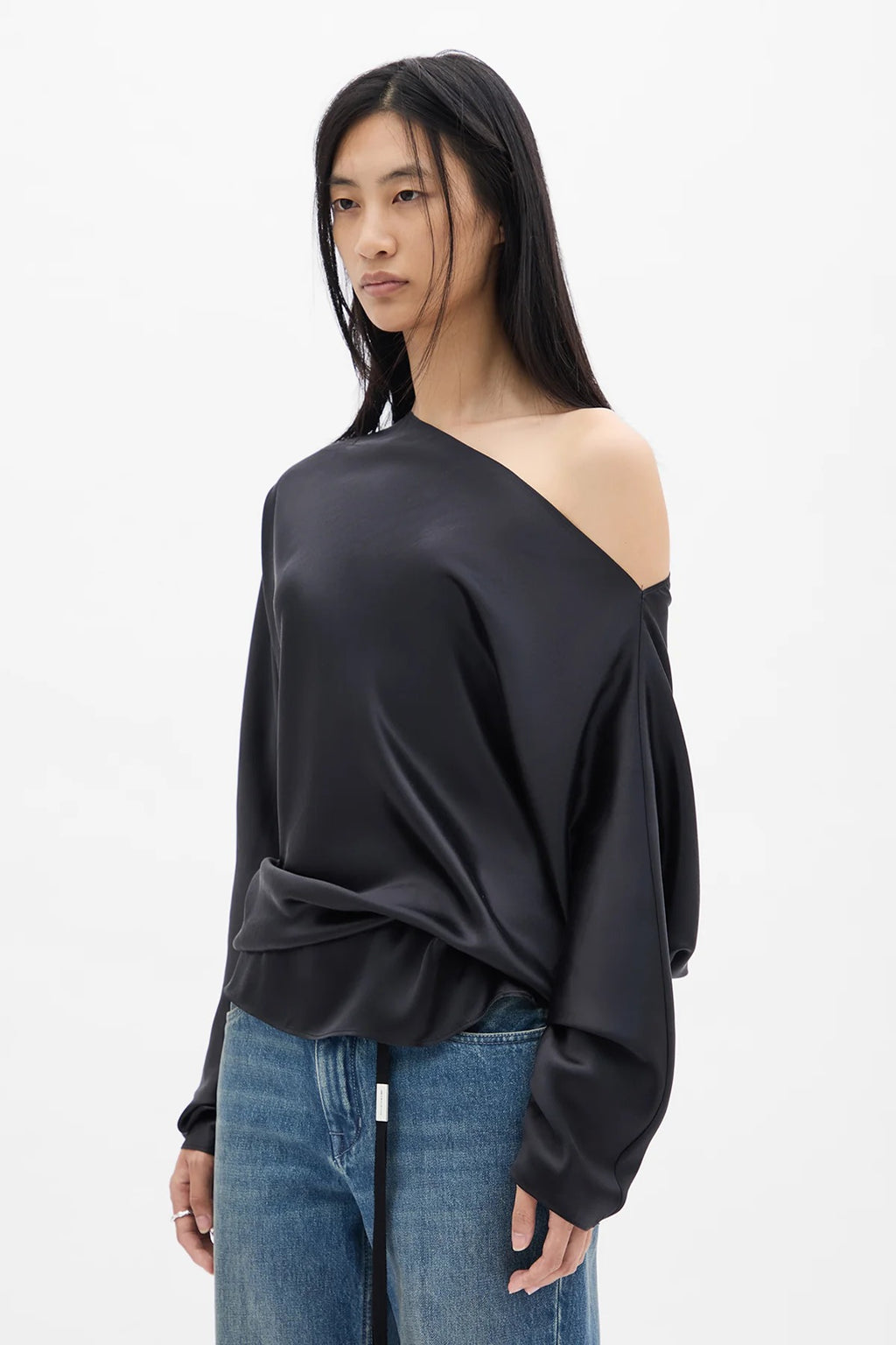 ROOS BIAS CUT DROP SHOULDER TOP BLACK