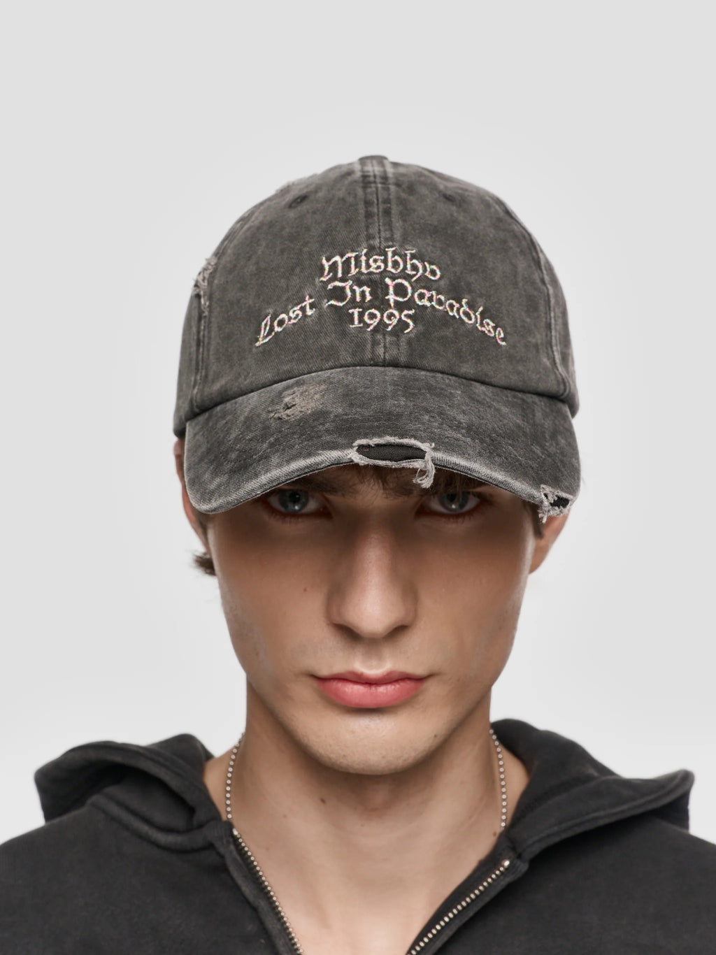 LOST IN PARADISE CAP WASHED BLACK