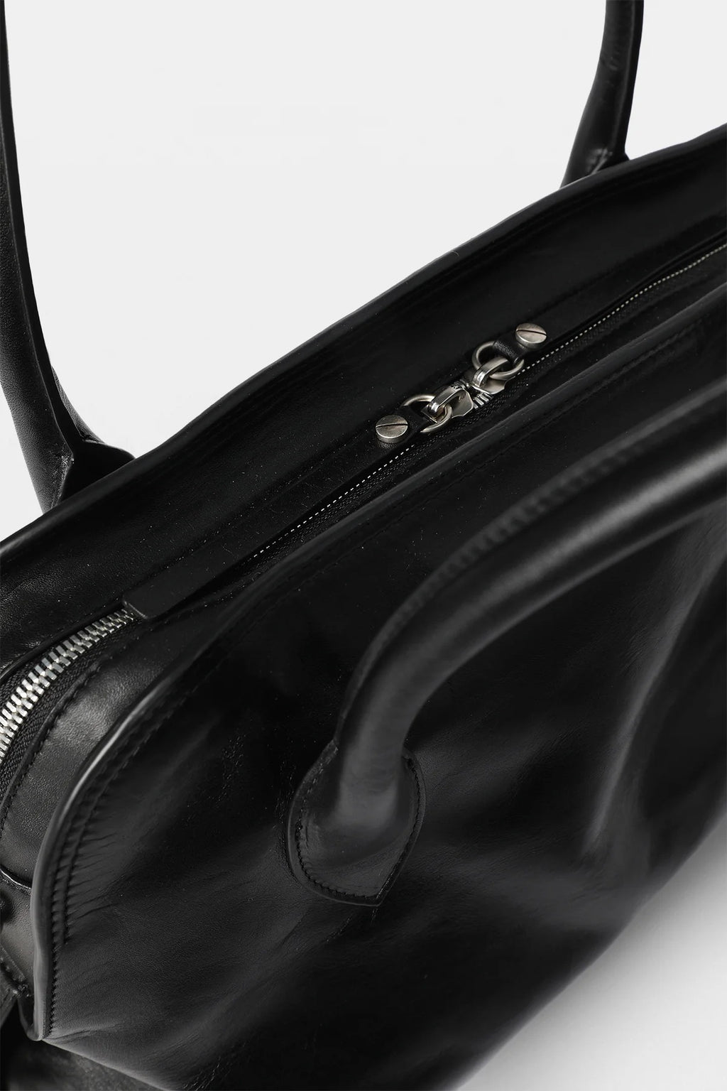 BIRITA MEDIUM SHOULDER BAG BLACK