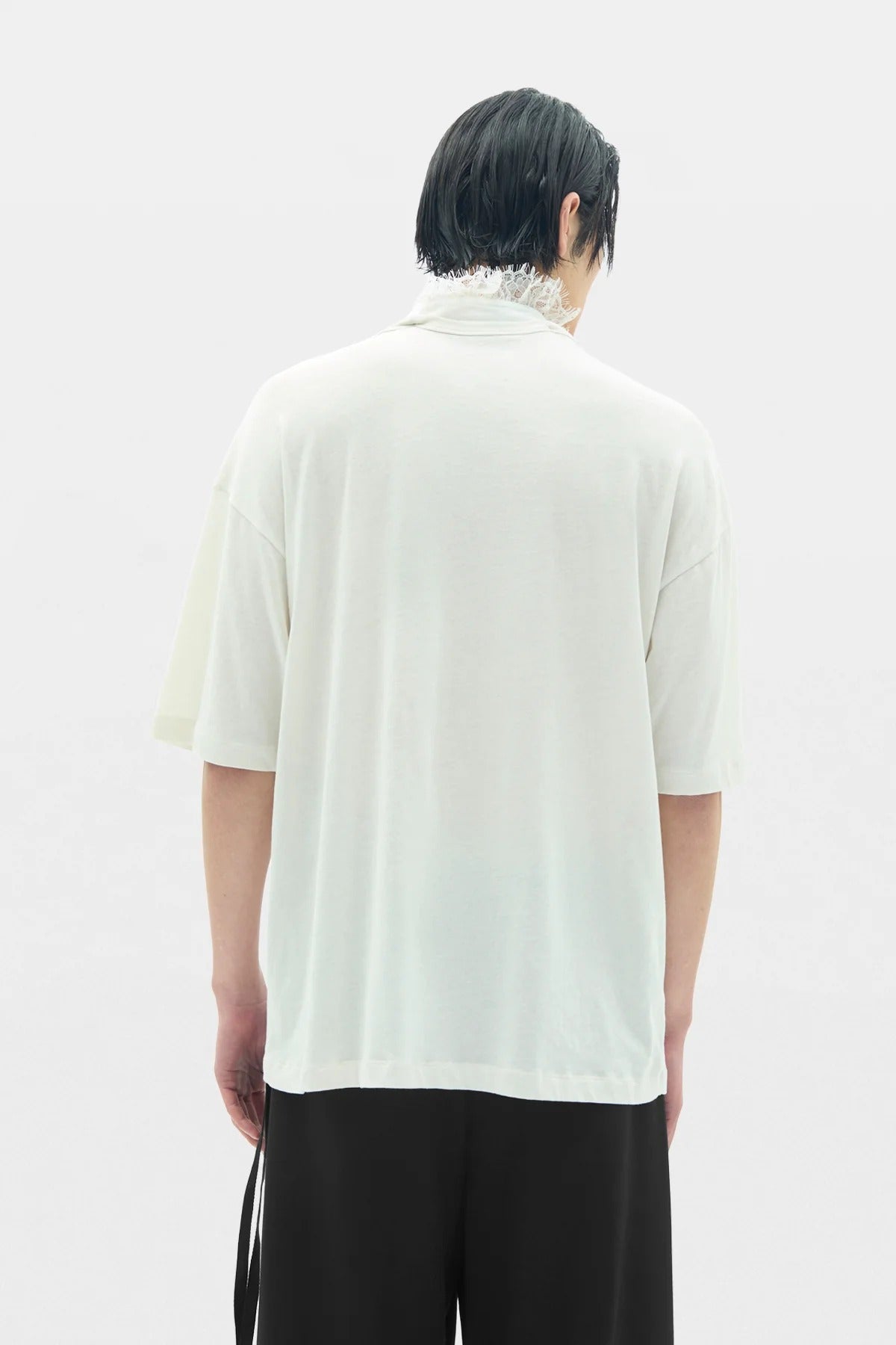 IDUN HIGH COMFORT T-SHIRT WITH DETACHABLE PLASTRON COLLAR AND LACE RUFFLES IVORY