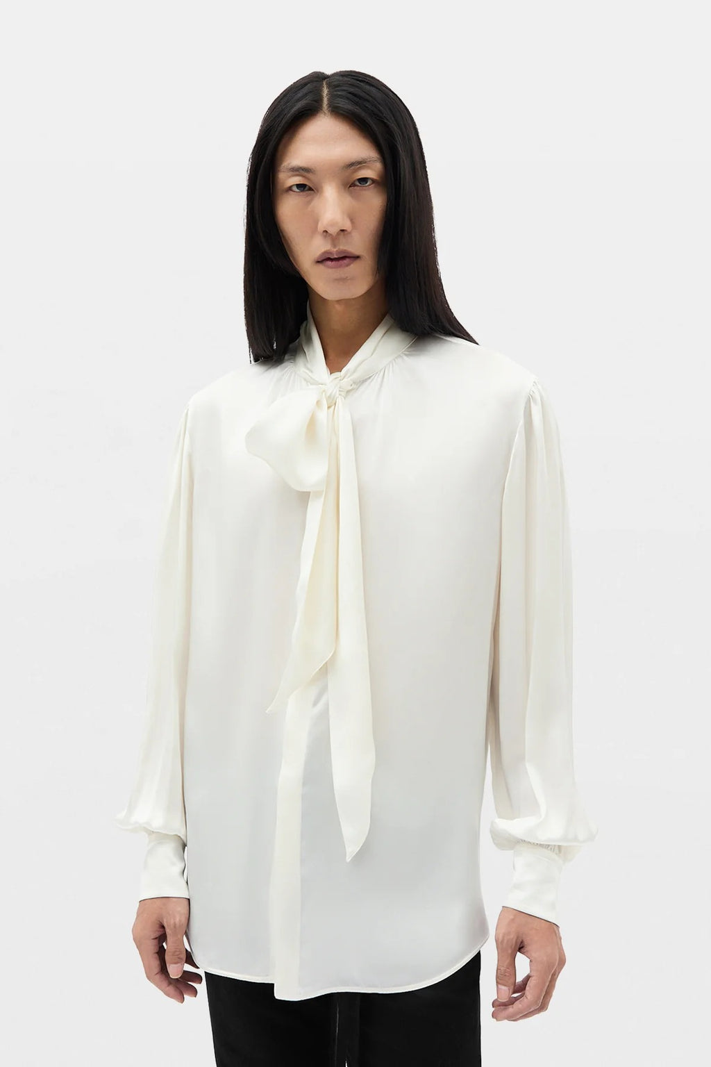 RUNO BOW TIE COLLAR SHIRT IVORY