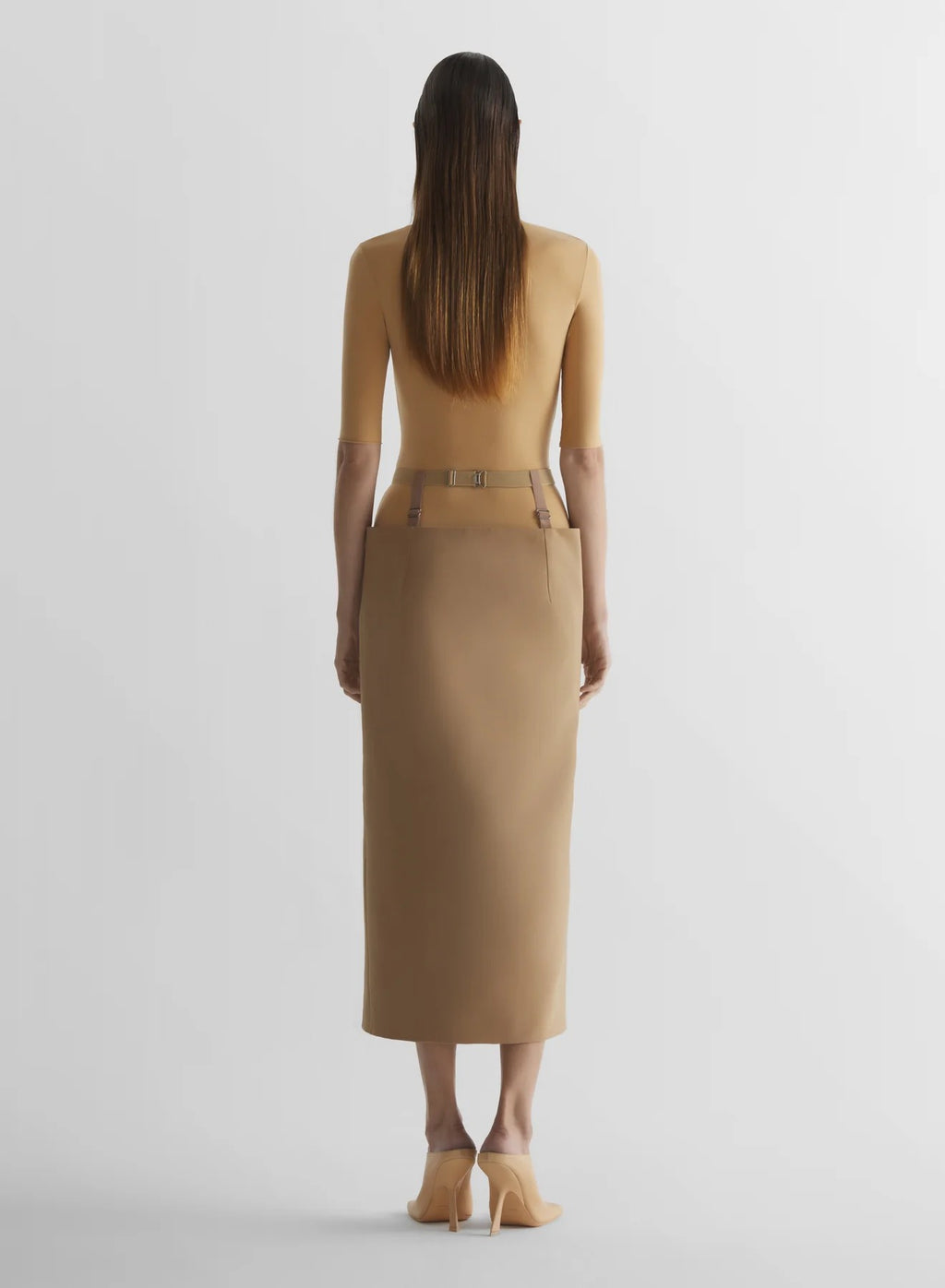 BELTED SLIT TAILORED SKIRT BEIGE
