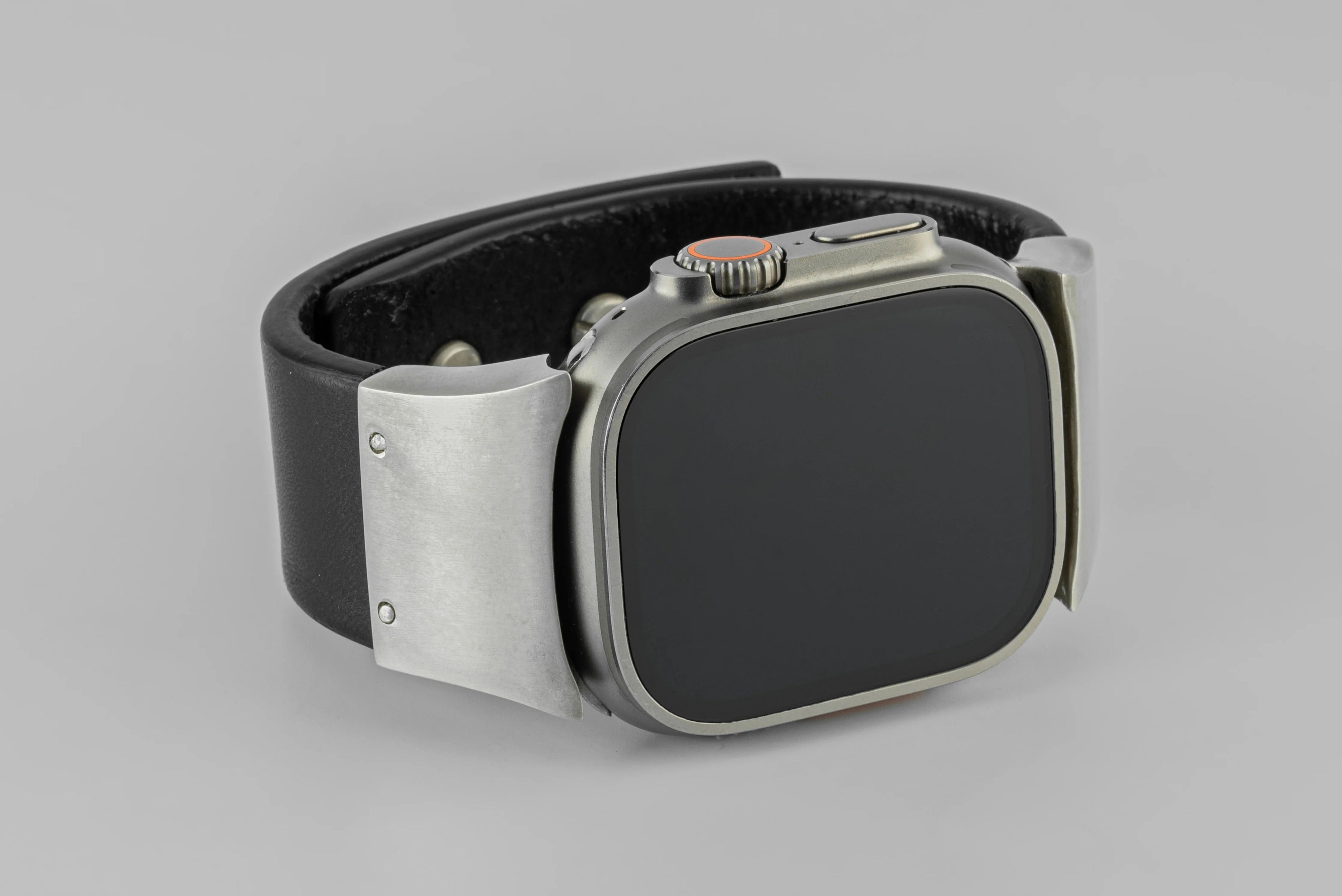 Apple Watch Bracelet (Model 1, 42-49mm, Wedge Strap, Studs, BLK+DA)