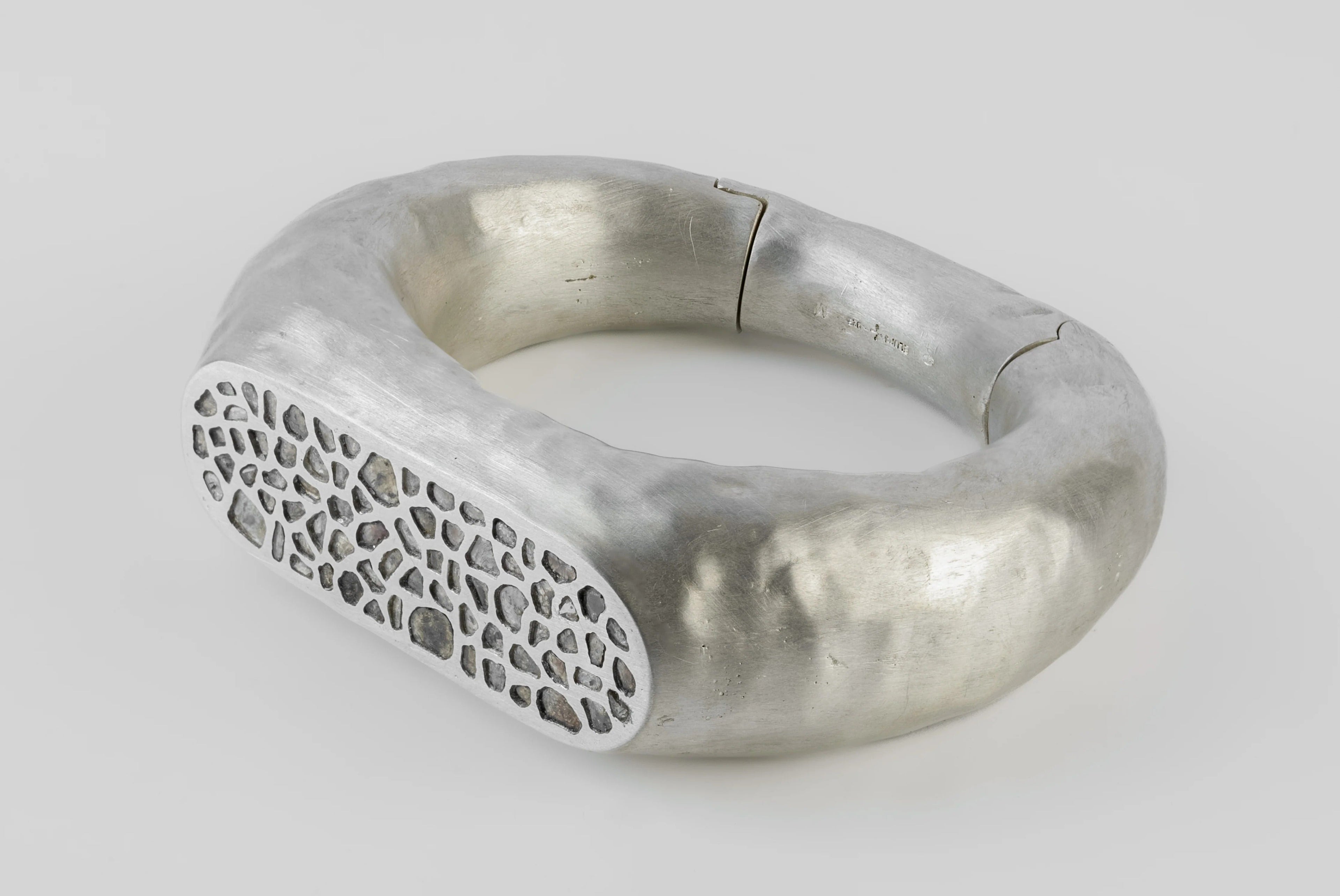 Thick Roman Bracelet (Mega Pavé, MA+DIA)