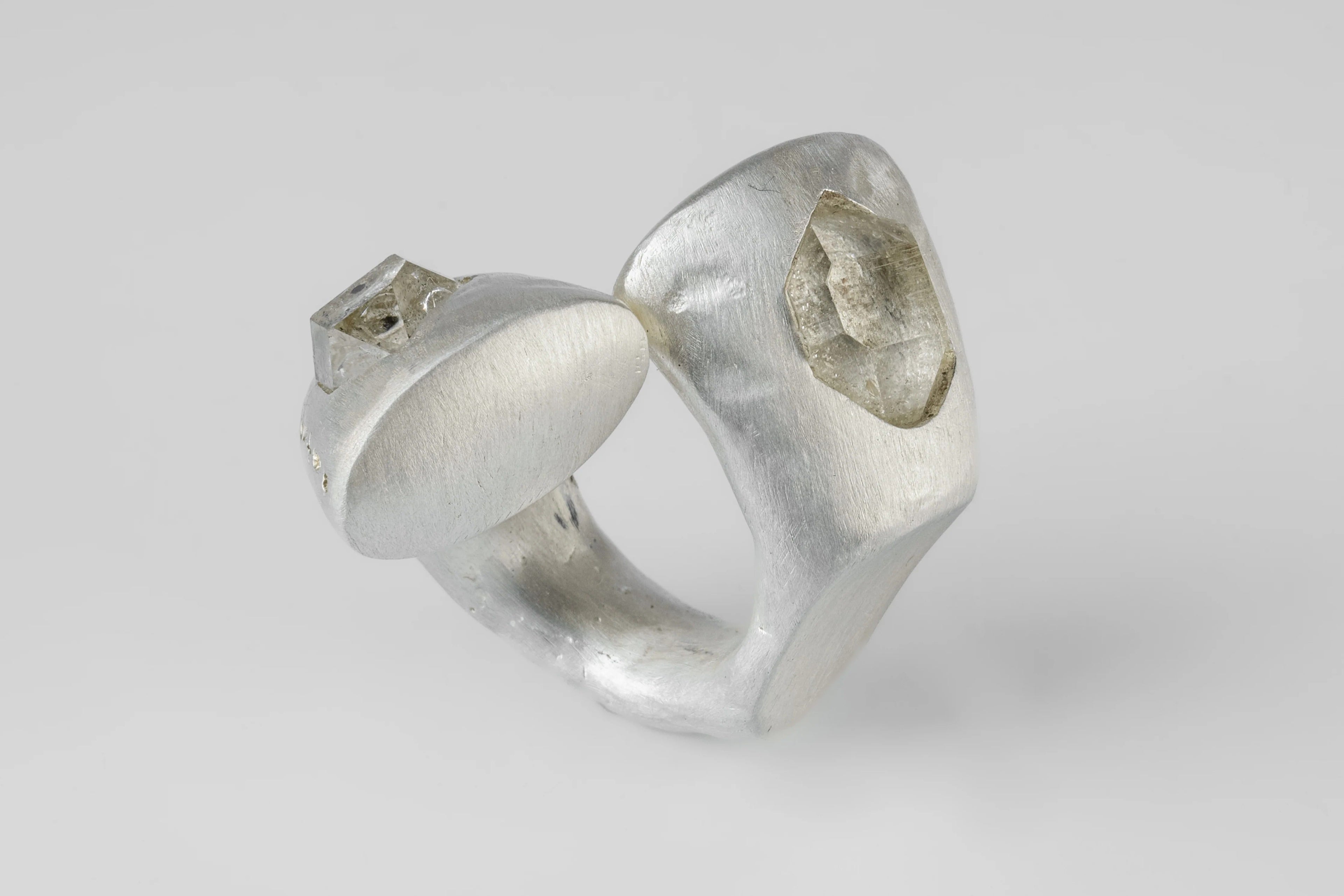 Giant Twisted Druid Ring (Arc Set, MA+HER)