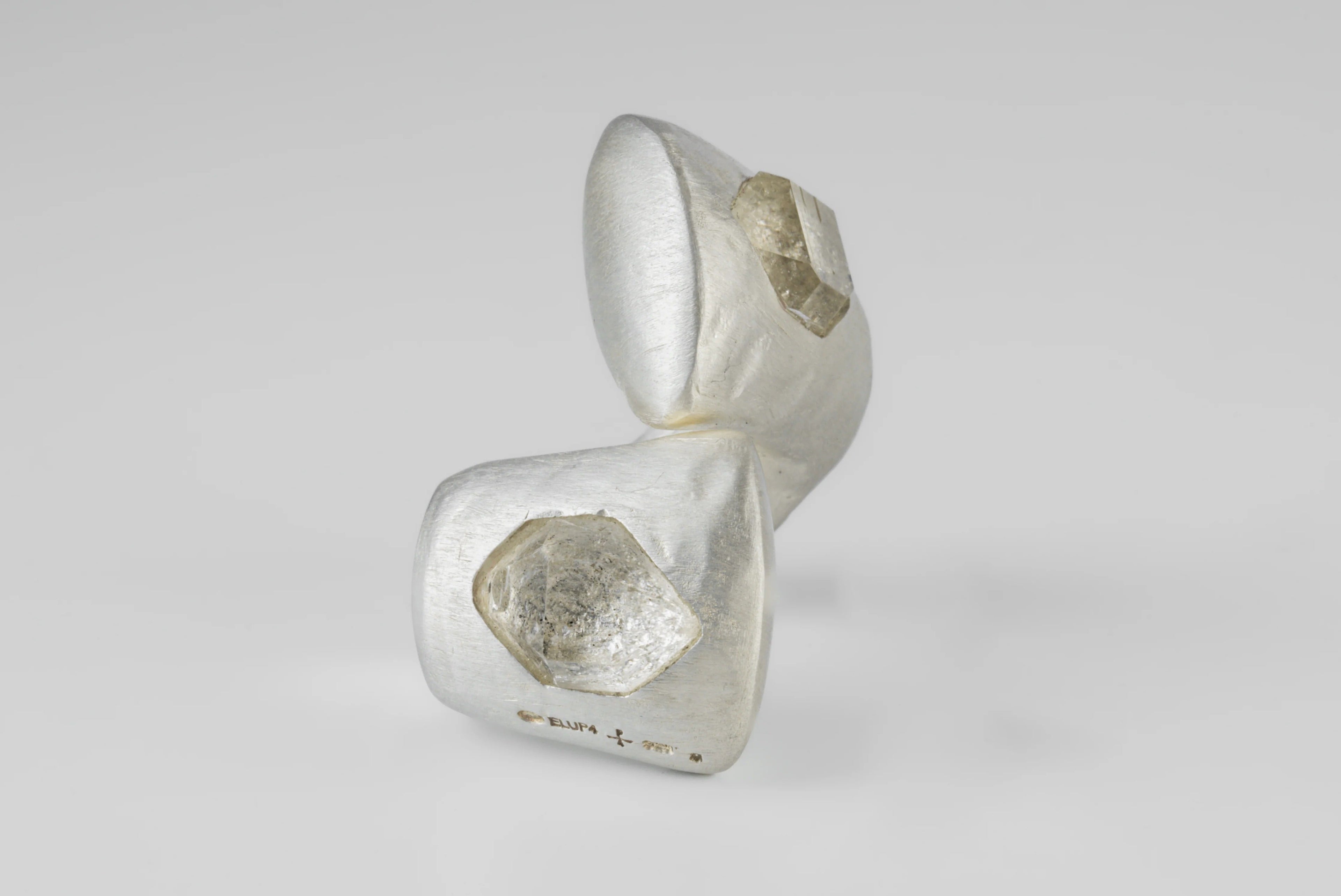 Giant Twisted Druid Ring (Arc Set, MA+HER)