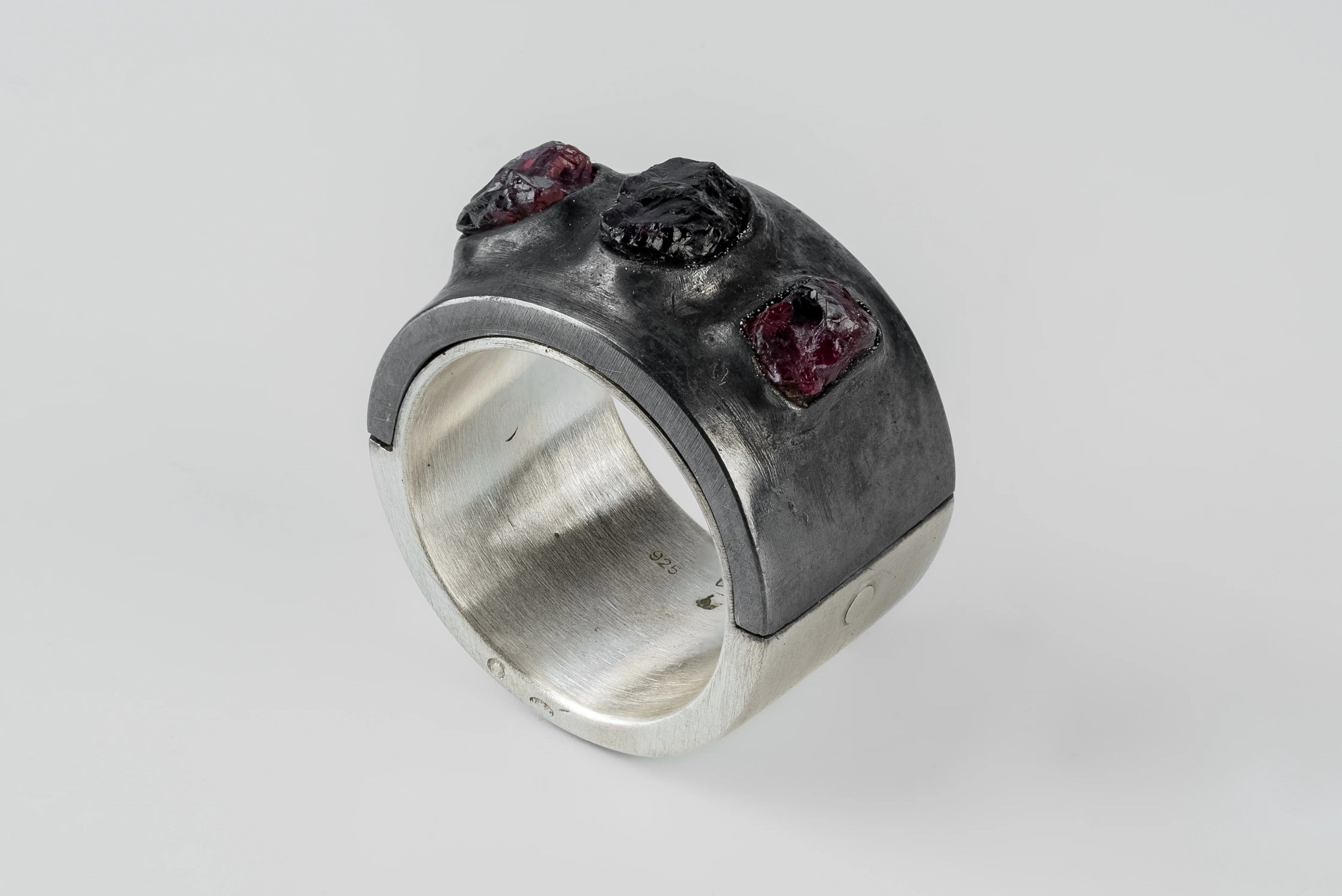 Sistema Ring (Terrestrial Surfaced, 3 Winza Sapphires, 17mm, MA+KA+WIS)