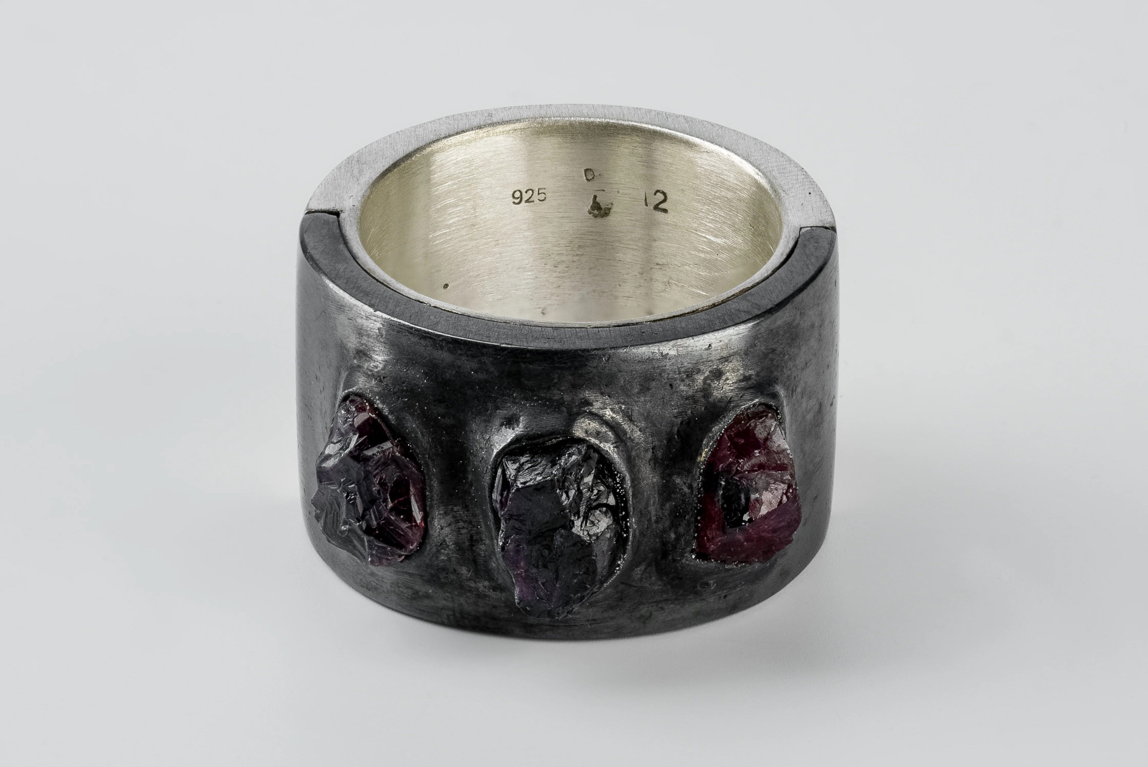 Sistema Ring (Terrestrial Surfaced, 3 Winza Sapphires, 17mm, MA+KA+WIS)