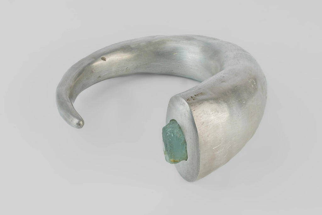 Giant Horn Bracelet (Hoof Set, Aquamarine, AS+AQU)