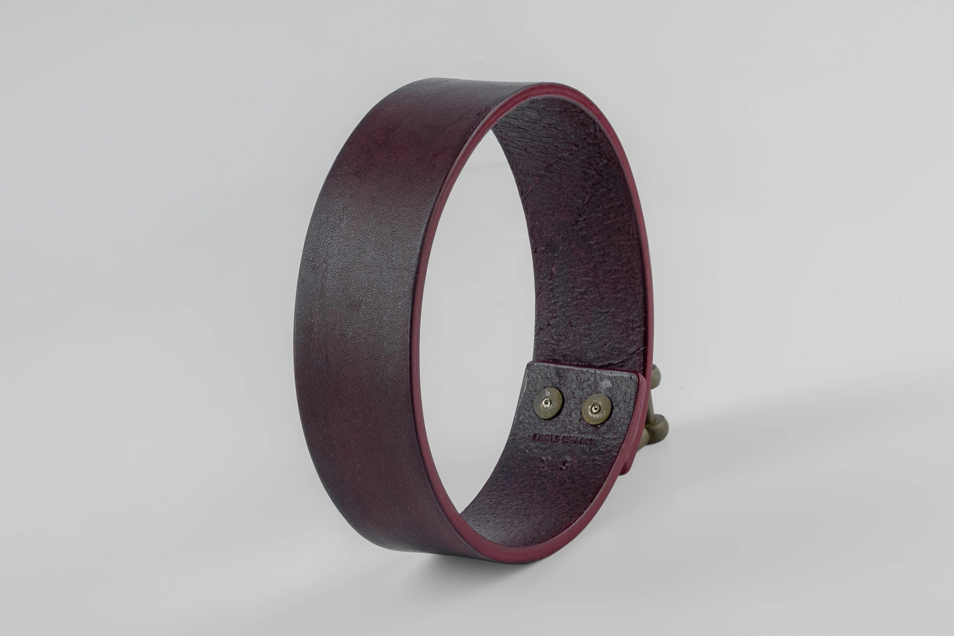 Leather Charm Choker (30mm, WIN+DZ)