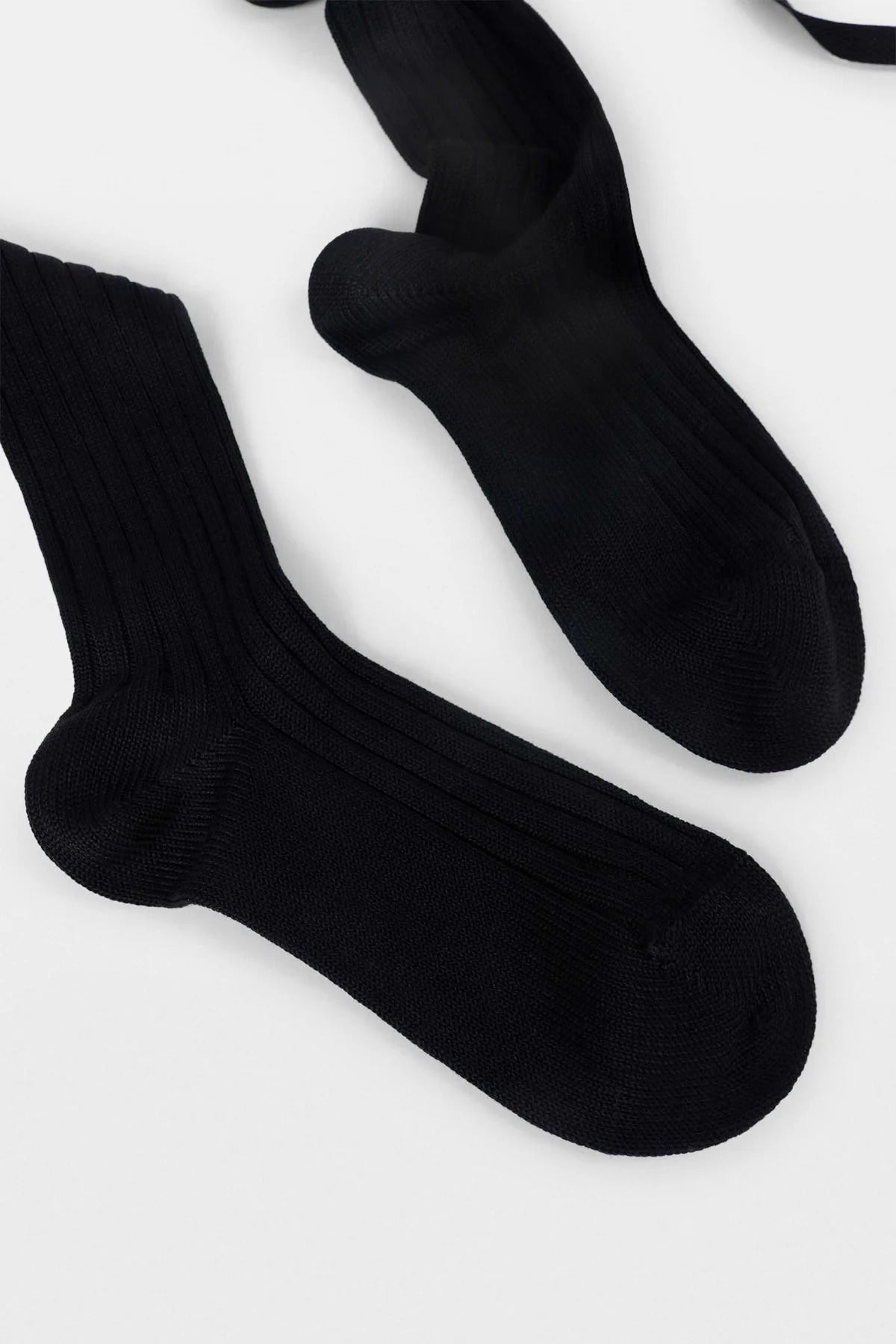 ANN DEMEULEMEESTER - JOST KNEE-HIGH SOCKS WITH RIBBON DETAIL (PAIR