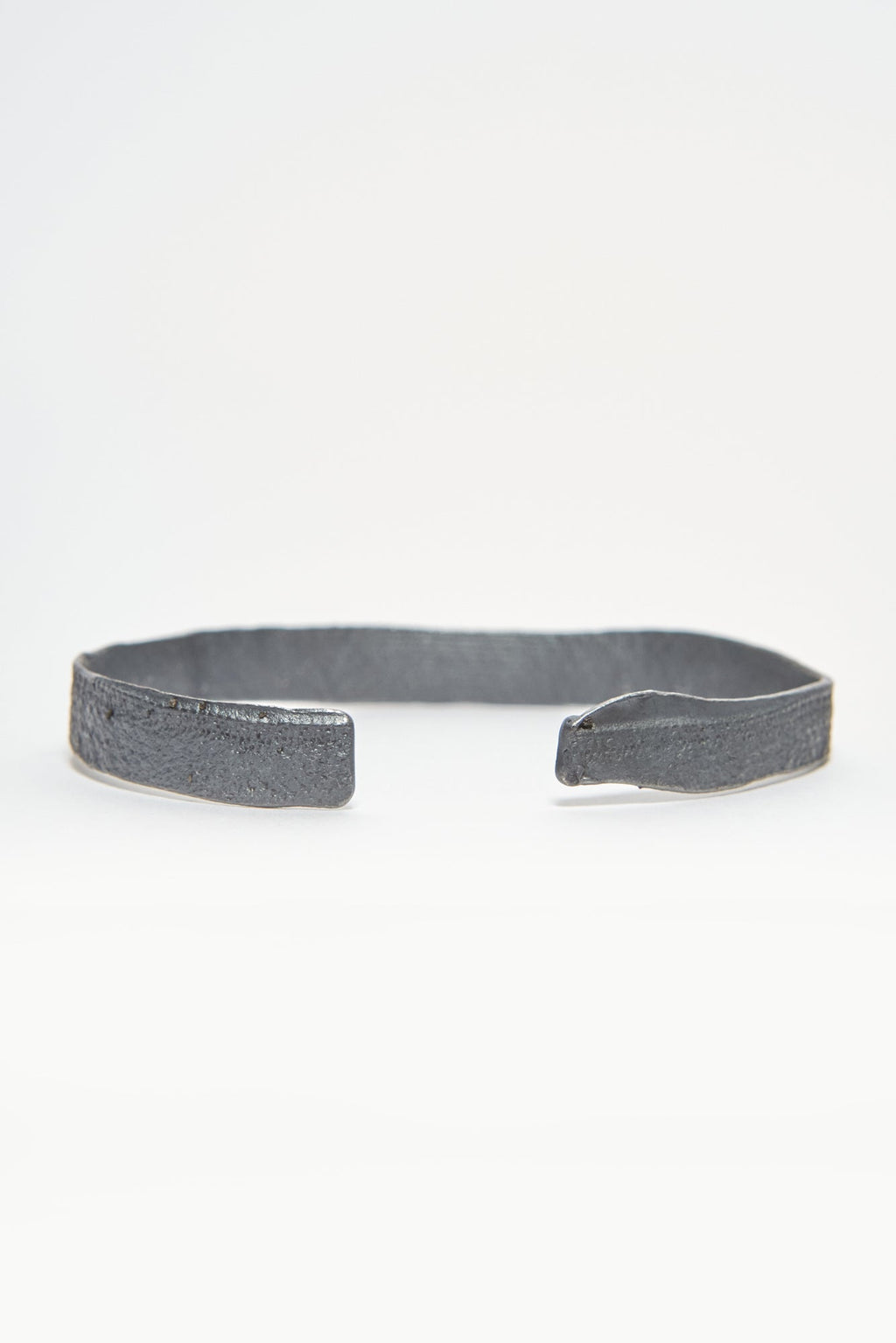 BLACK SILVER BANGLE (THIN)