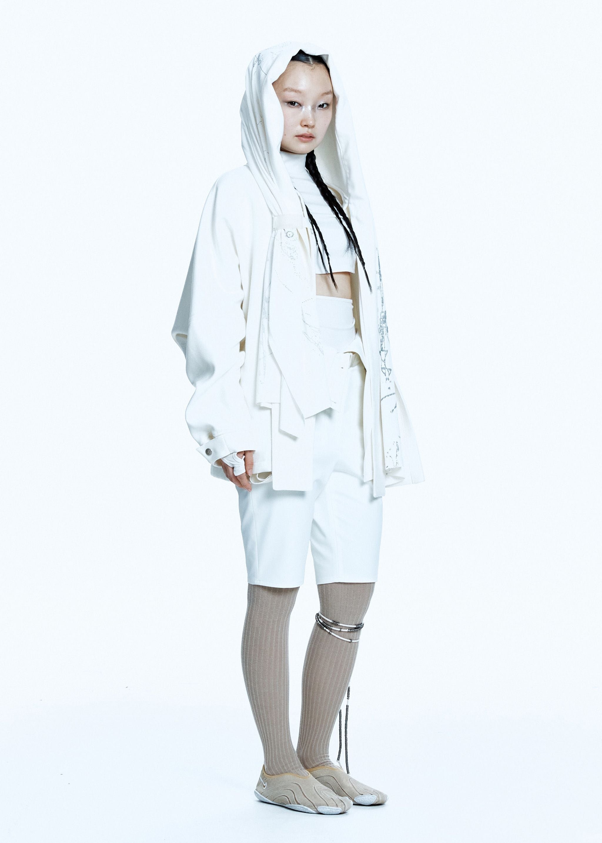 HOODED JACKET w/ GRAPHIC MUFFLER IVORY