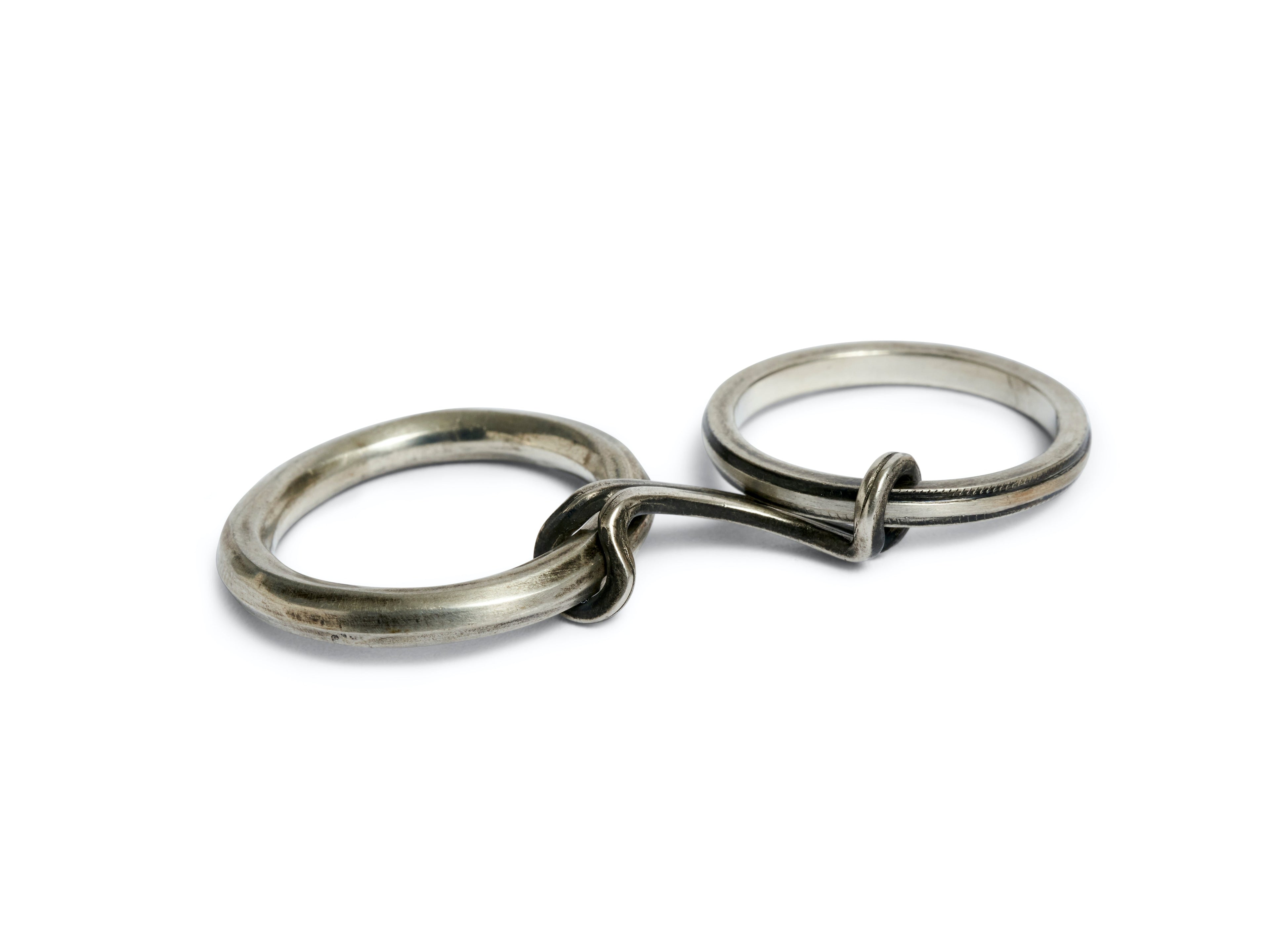 CONNECTED RING LONG LINK