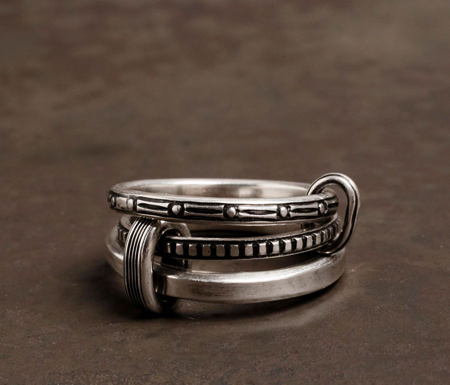 CONNECTED RING TRACE