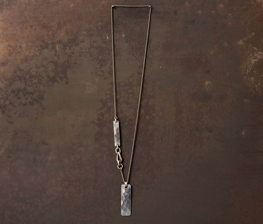 NECKLACE TAG HAMMERED