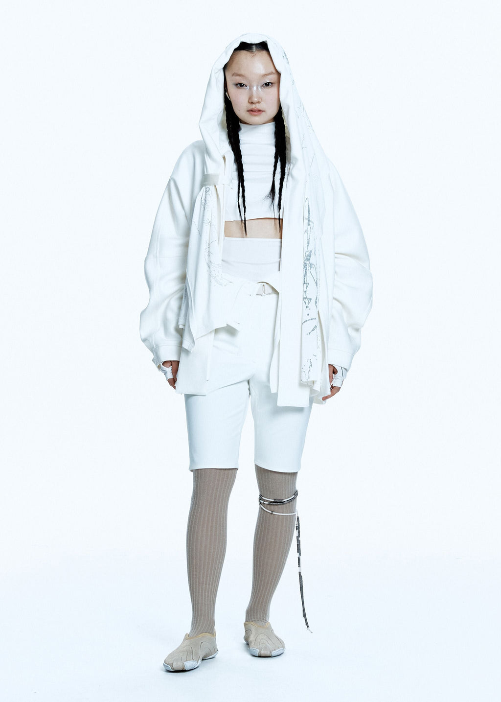 HOODED JACKET w/ GRAPHIC MUFFLER IVORY